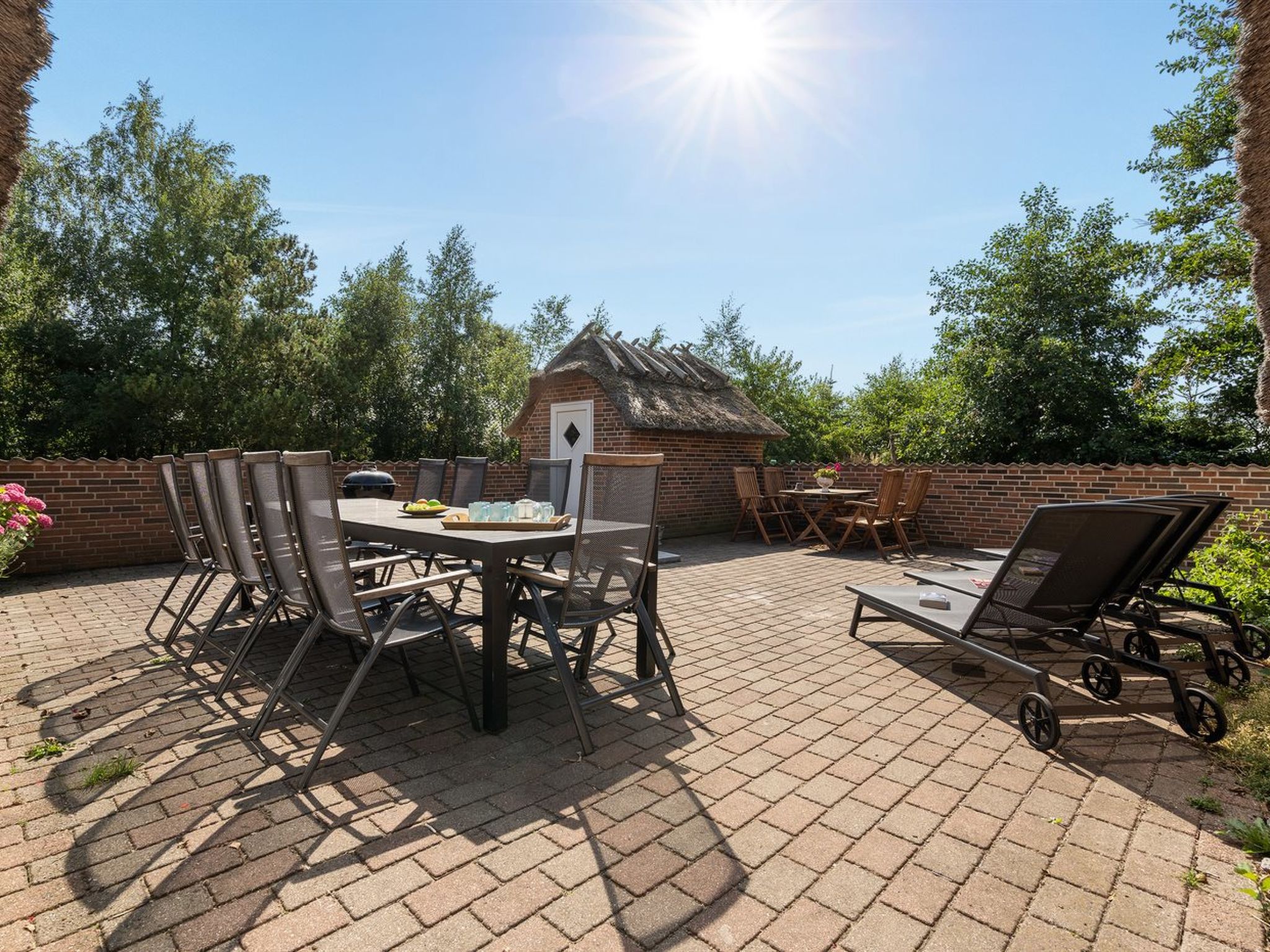 "Taralyn" - 1.3km from the sea-Buiten