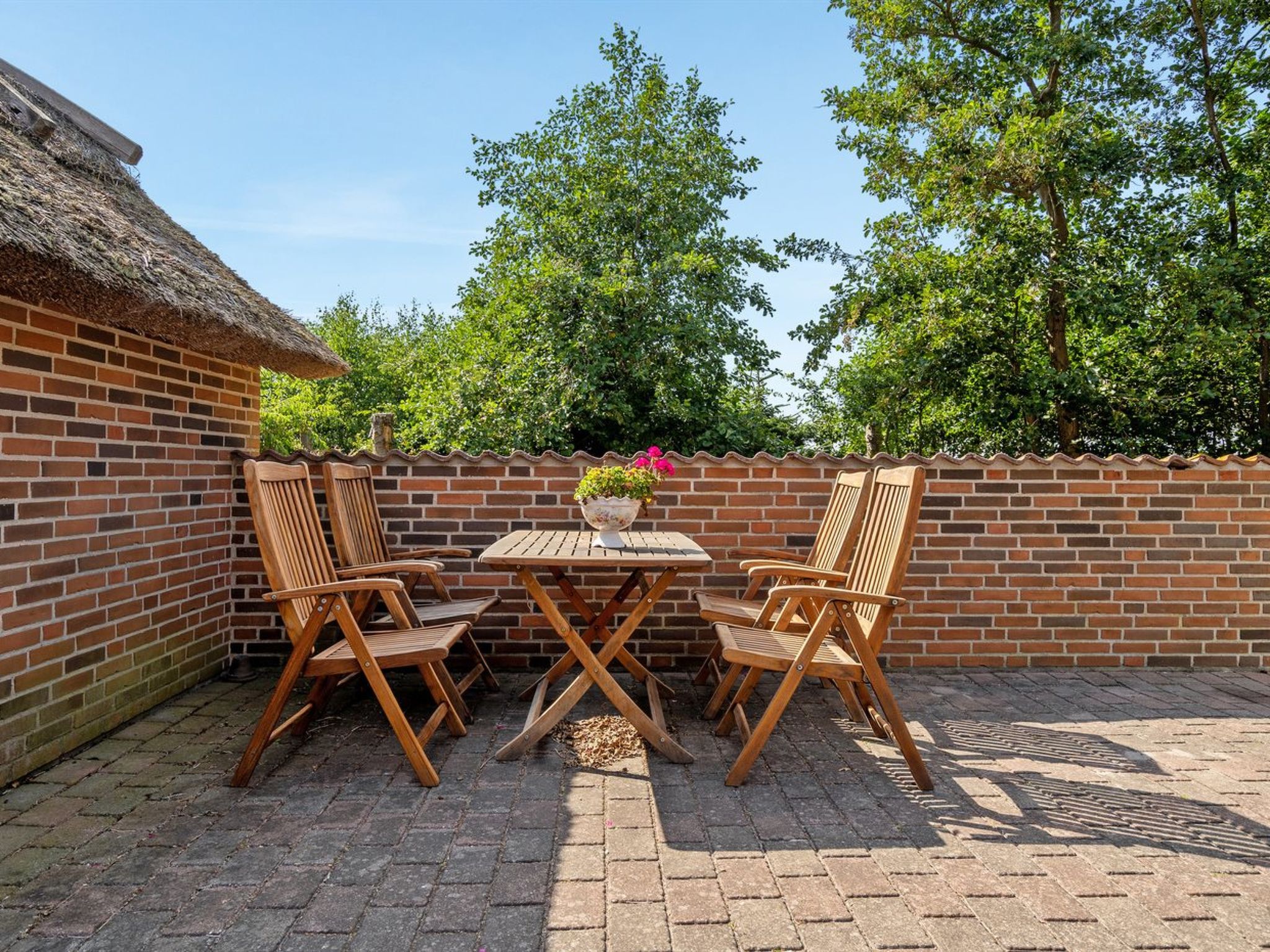 "Taralyn" - 1.3km from the sea-Buiten