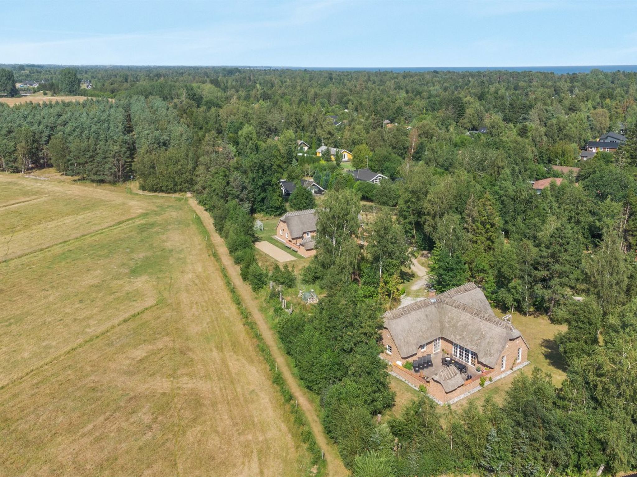 "Taralyn" - 1.3km from the sea-Buiten