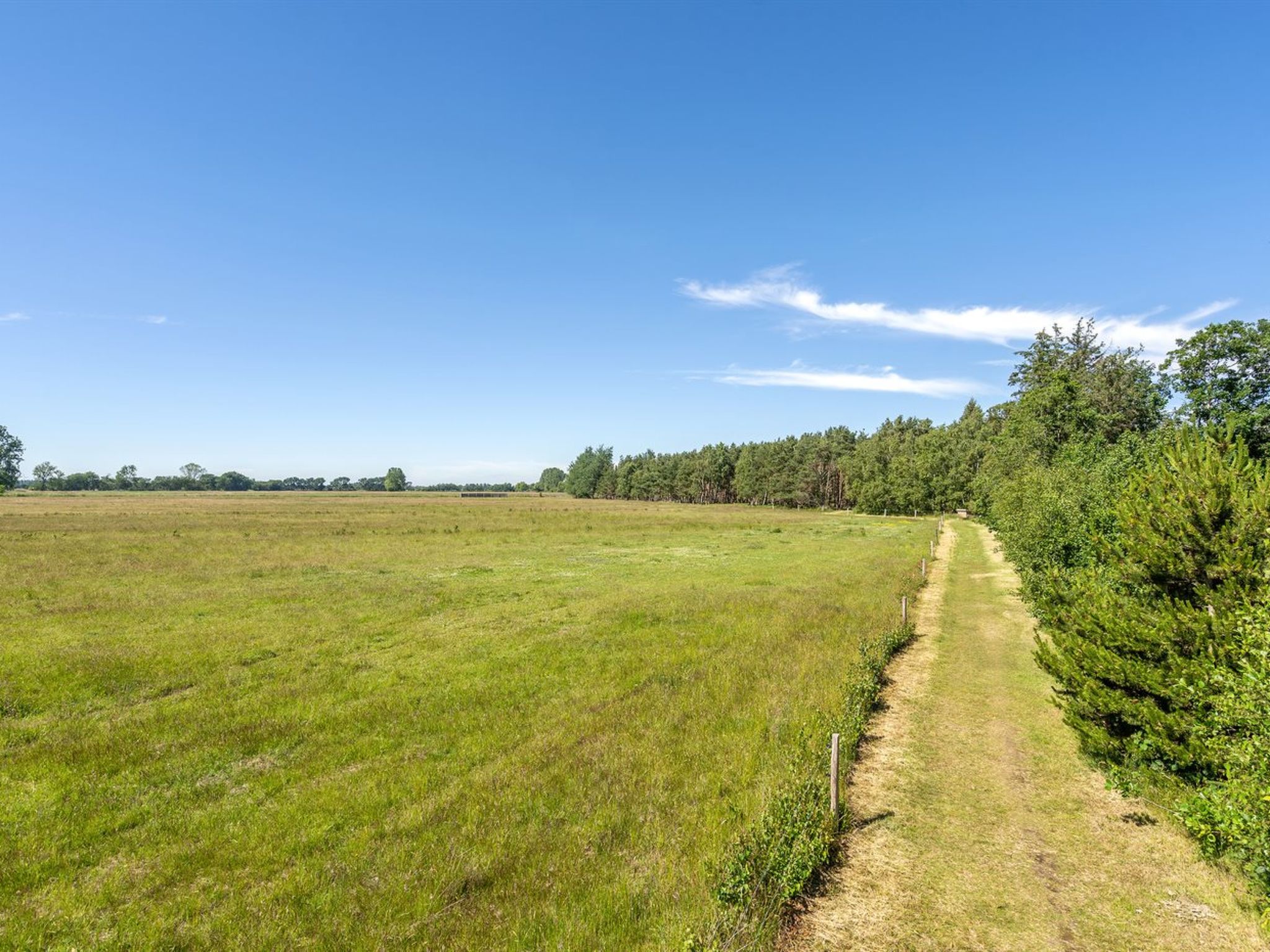 "Taralyn" - 1.3km from the sea-Buiten