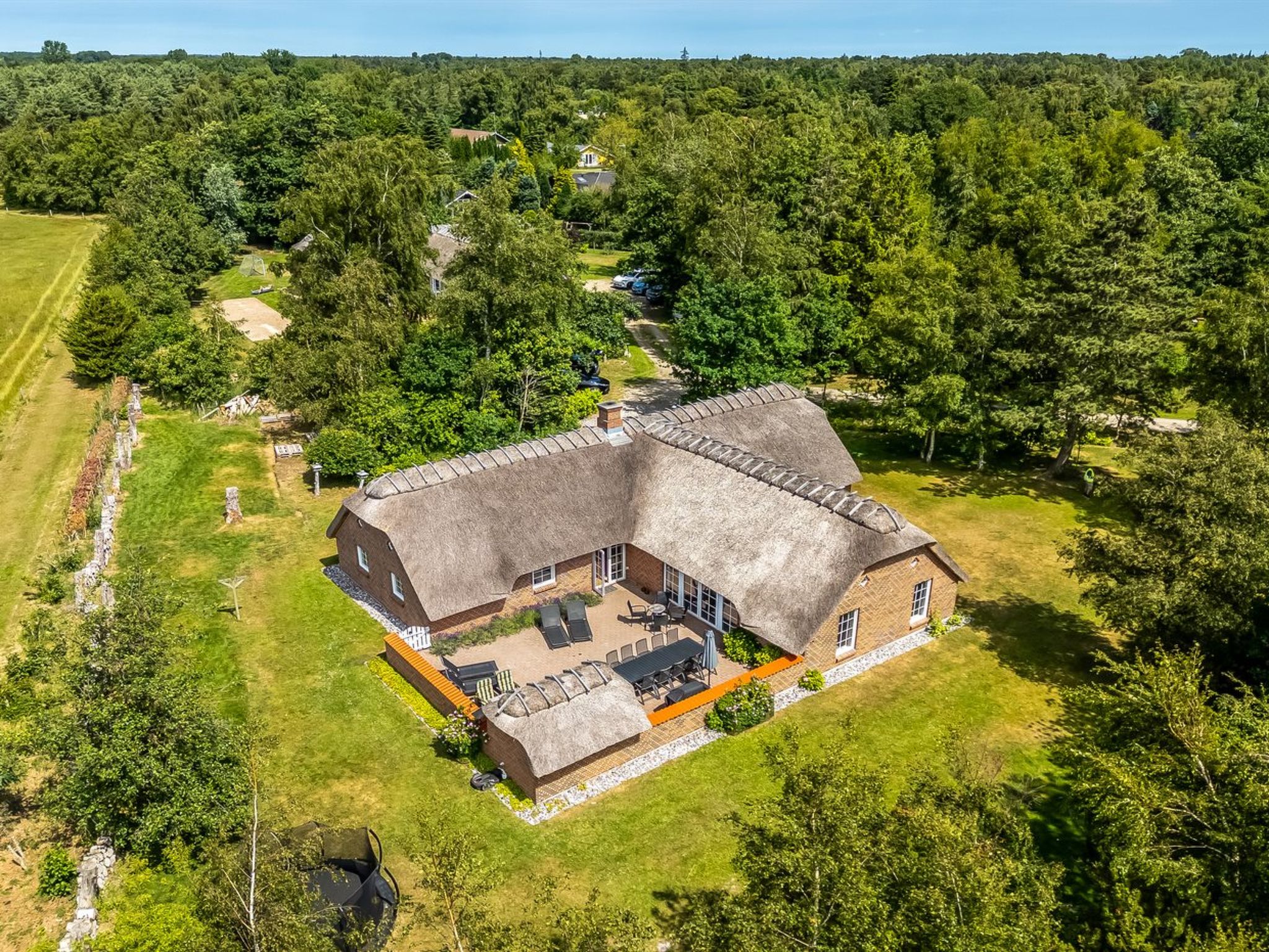 "Taralyn" - 1.3km from the sea