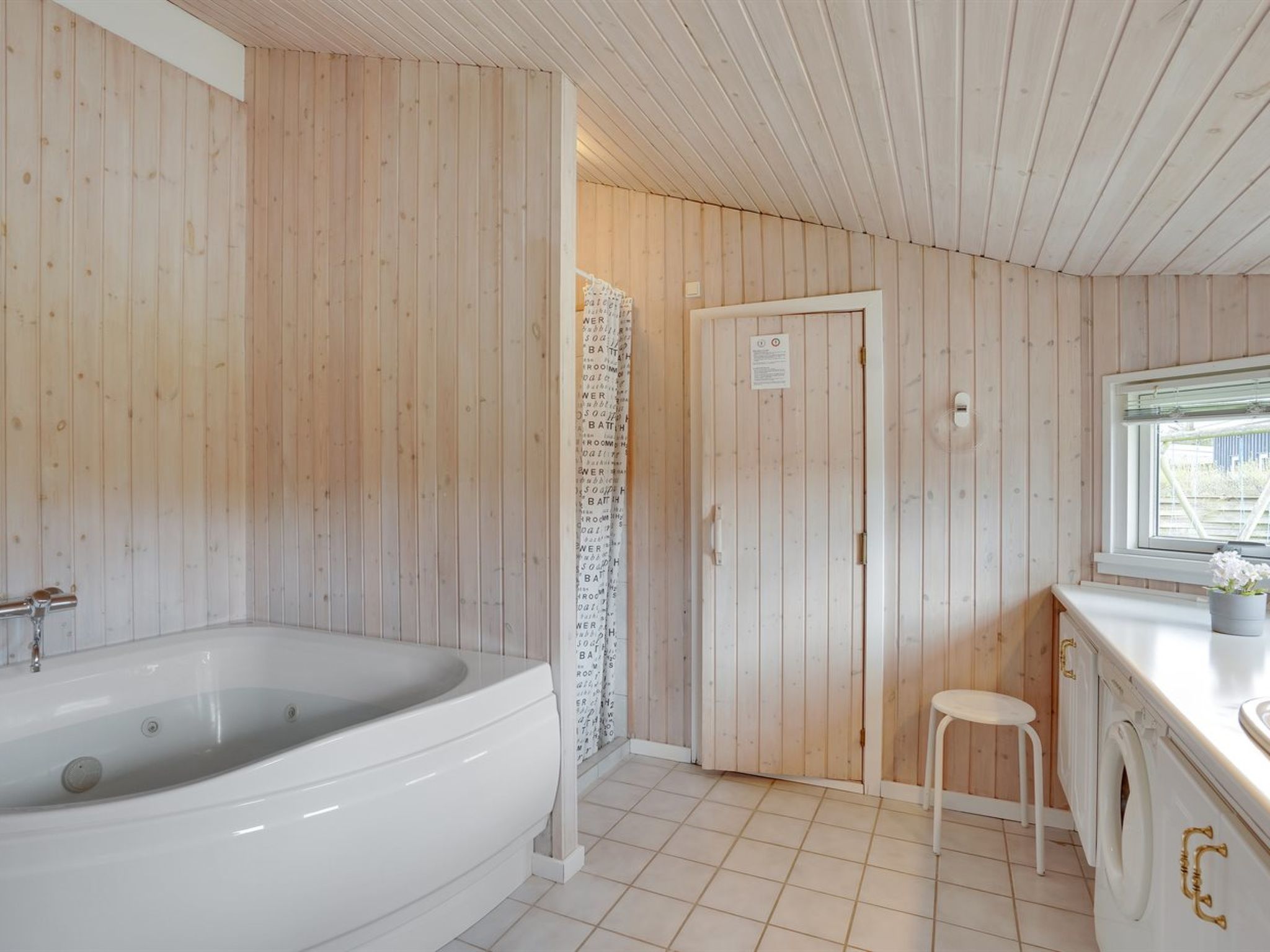 "Justiina" - 800m from the sea - Inside