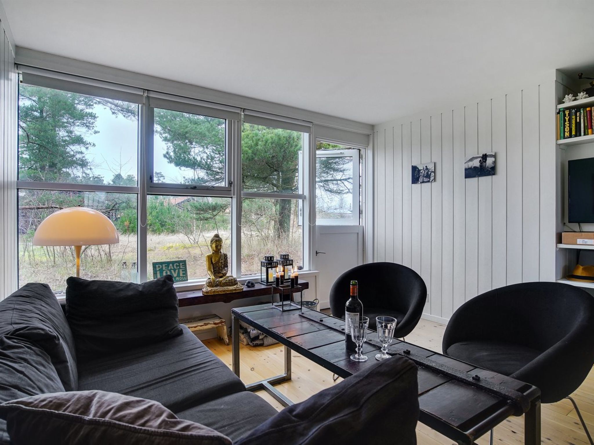 "Elfride" - 200m from the sea
