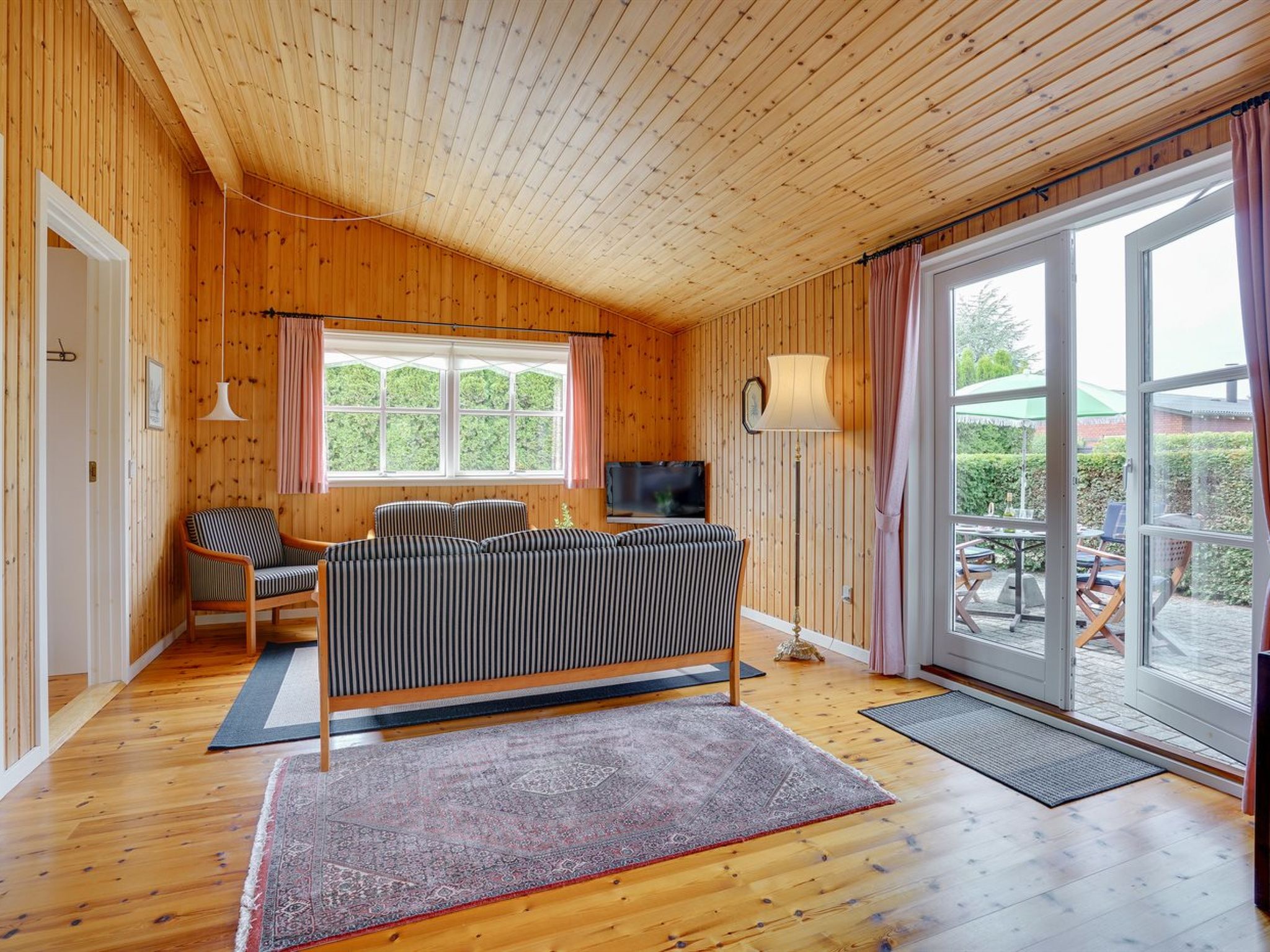 "Siem" - 650m from the sea - Drinnen
