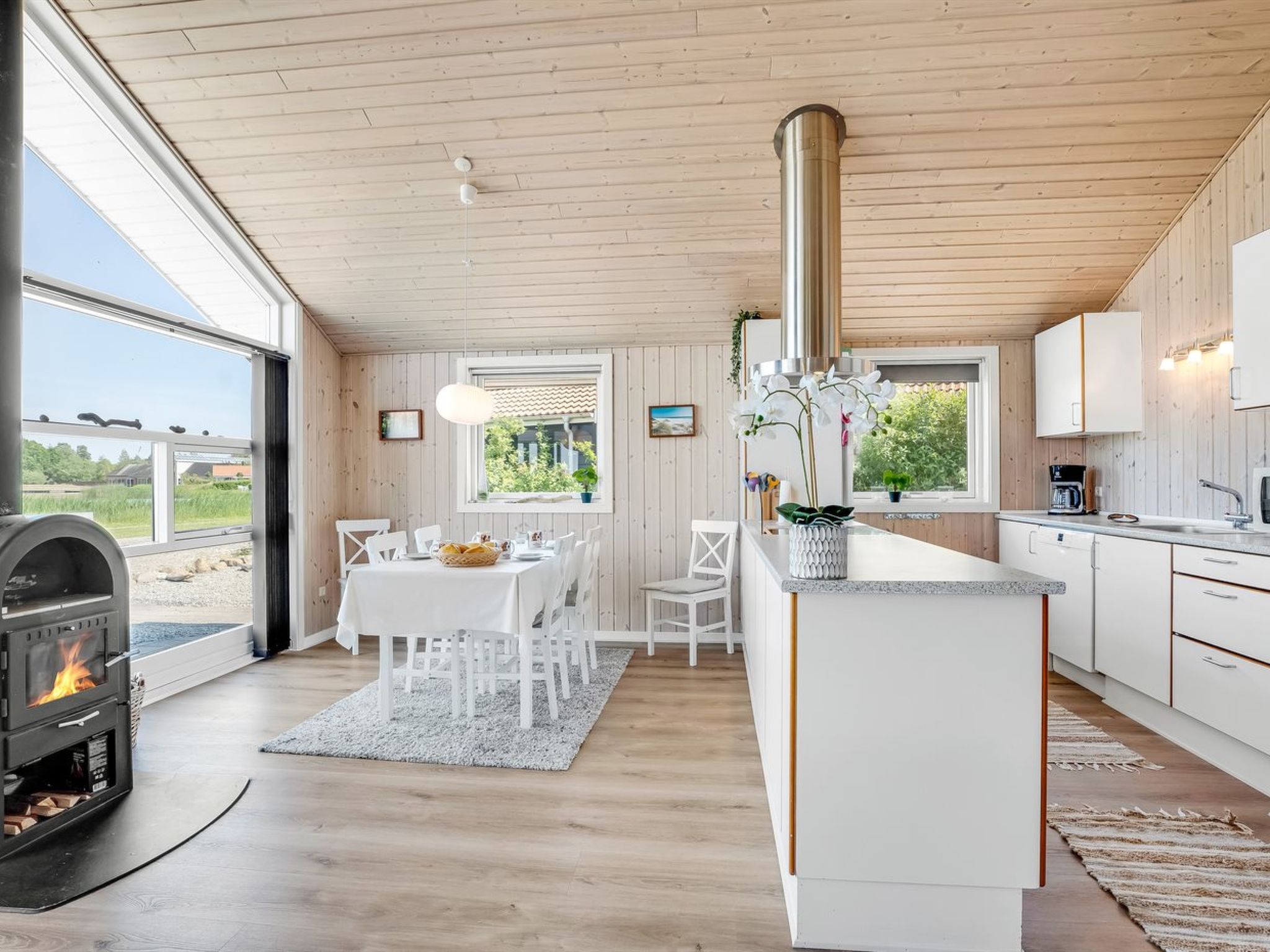 "Yalene" - 1.2km from the sea-Binnen