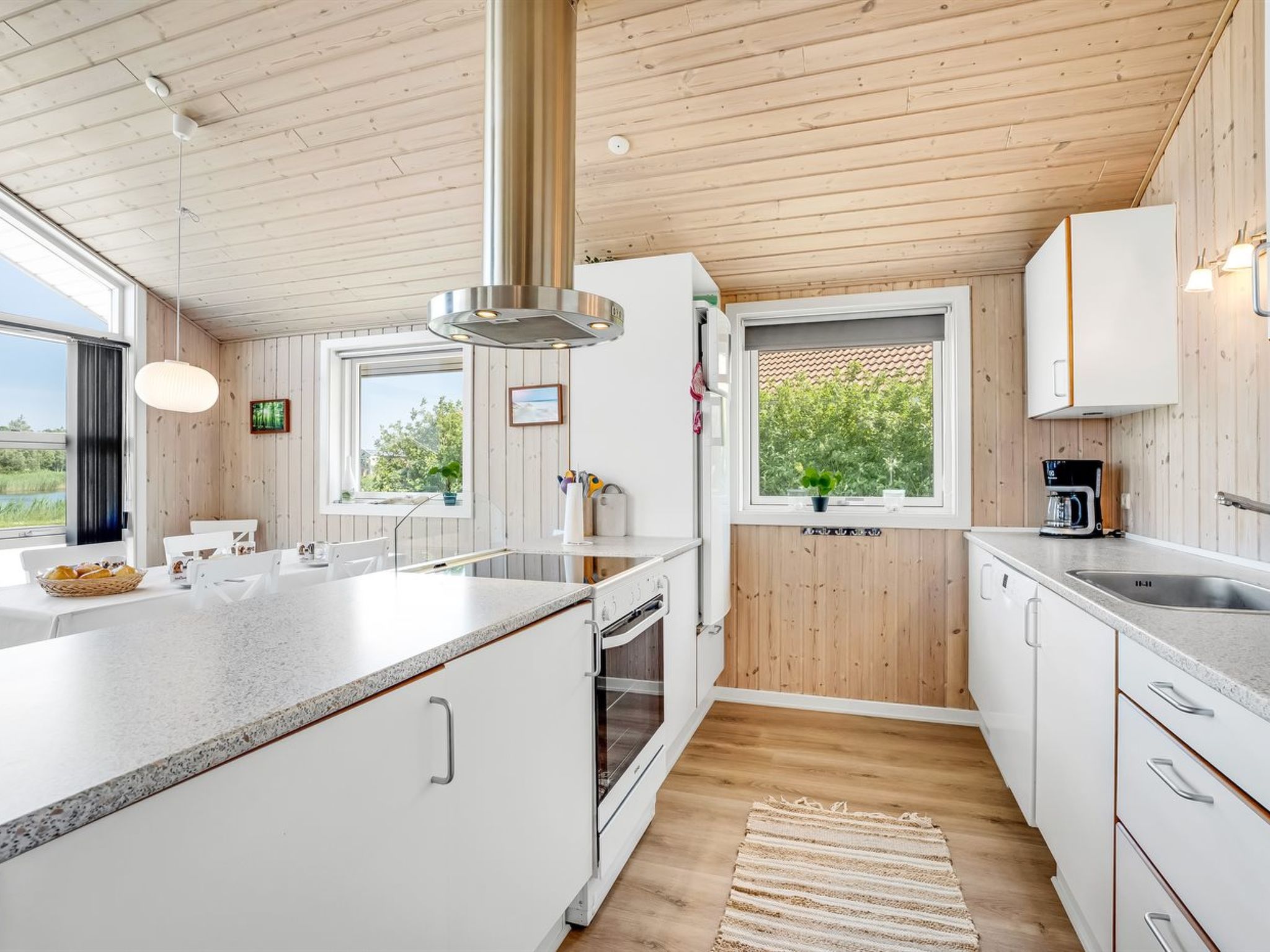 "Yalene" - 1.2km from the sea-Binnen