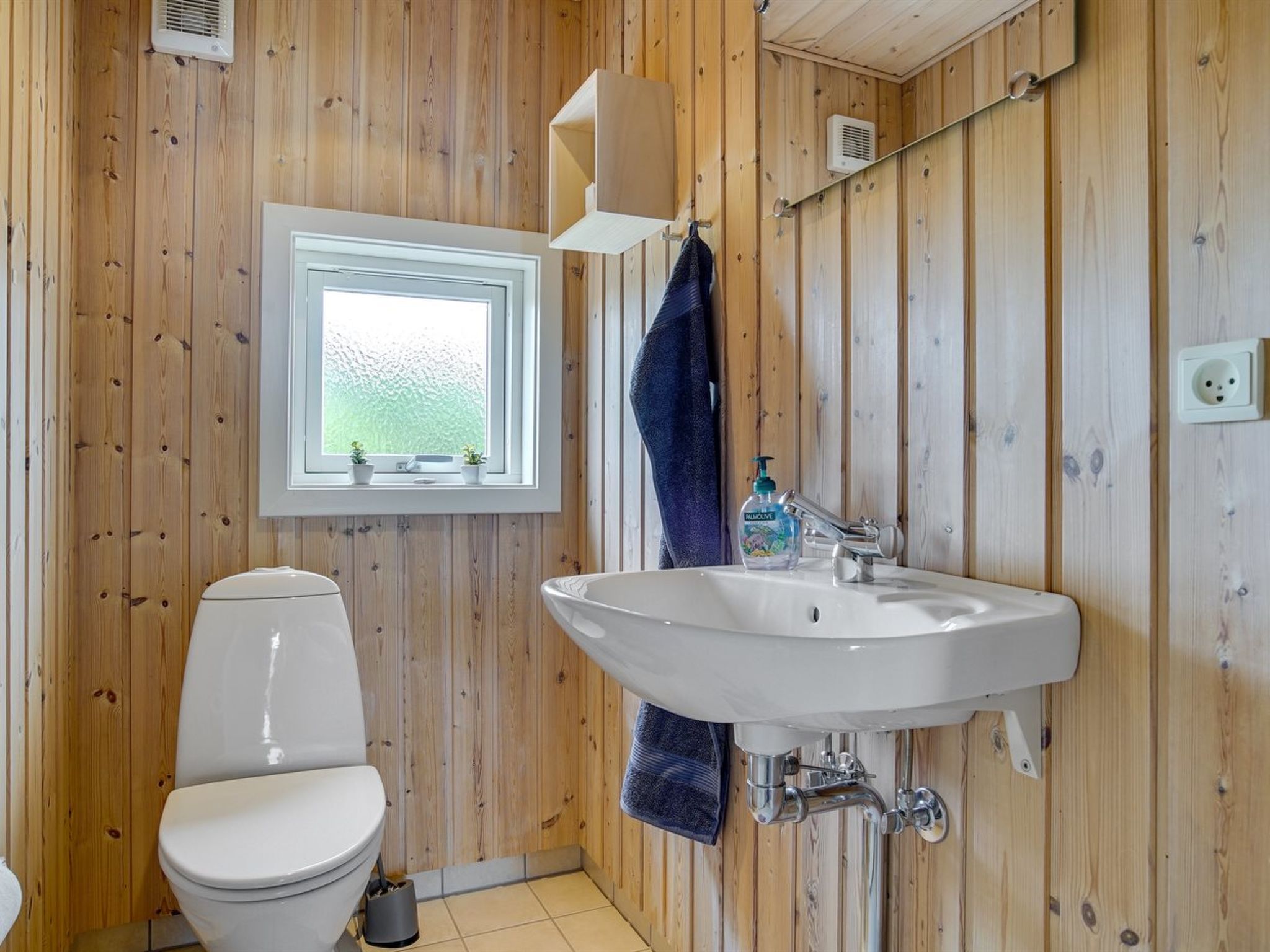 "Yalene" - 1.2km from the sea-Binnen