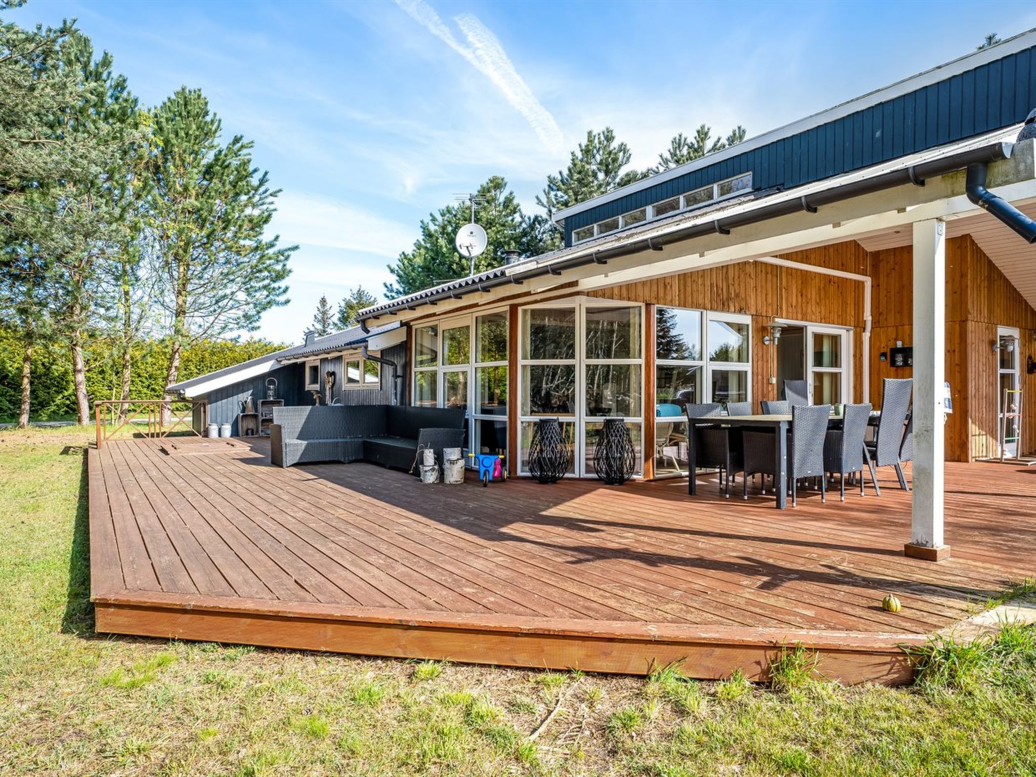 "Akseli" - 800m from the sea - Outside