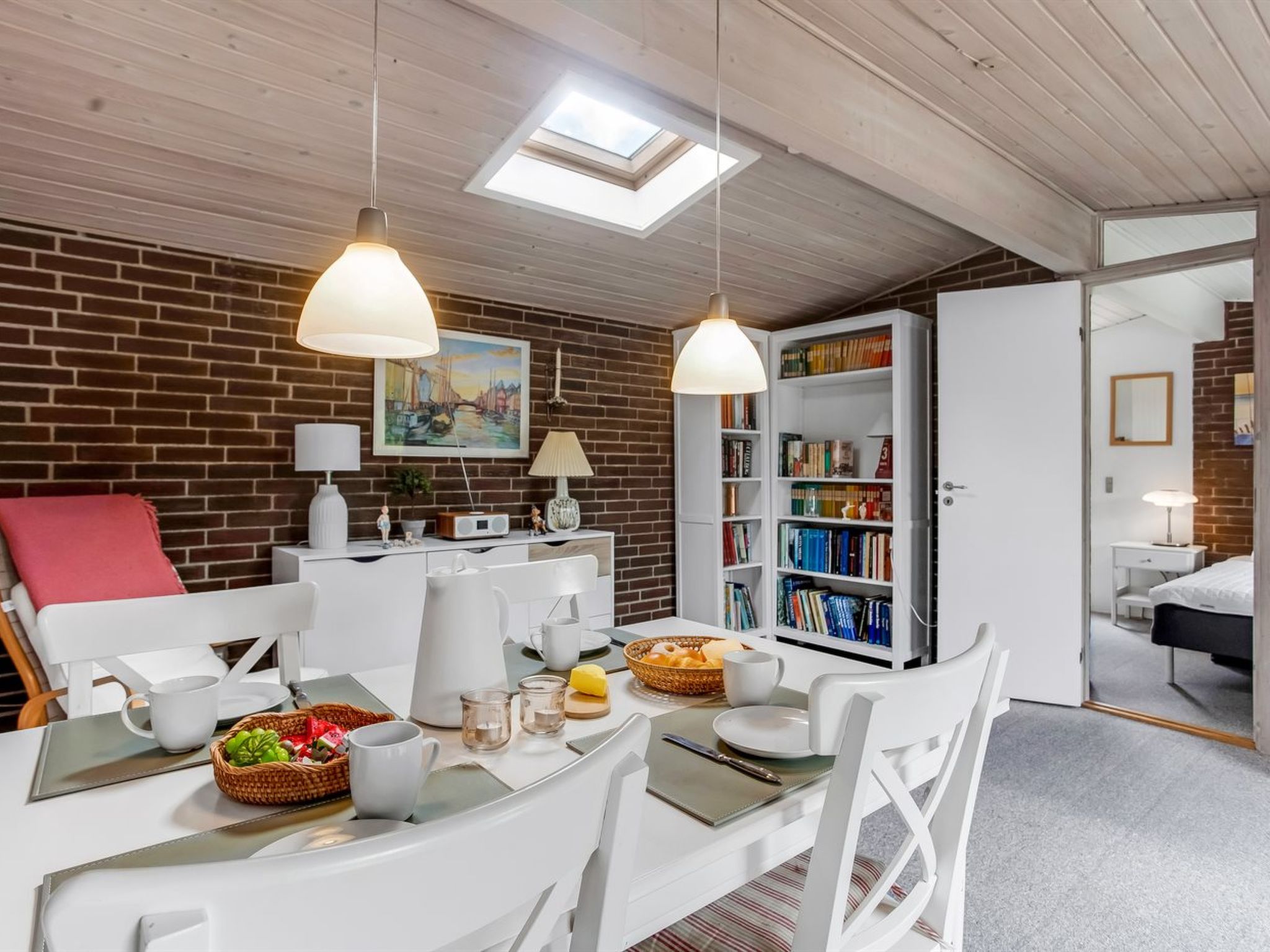 "Sessa" - 800m from the sea - Binnen