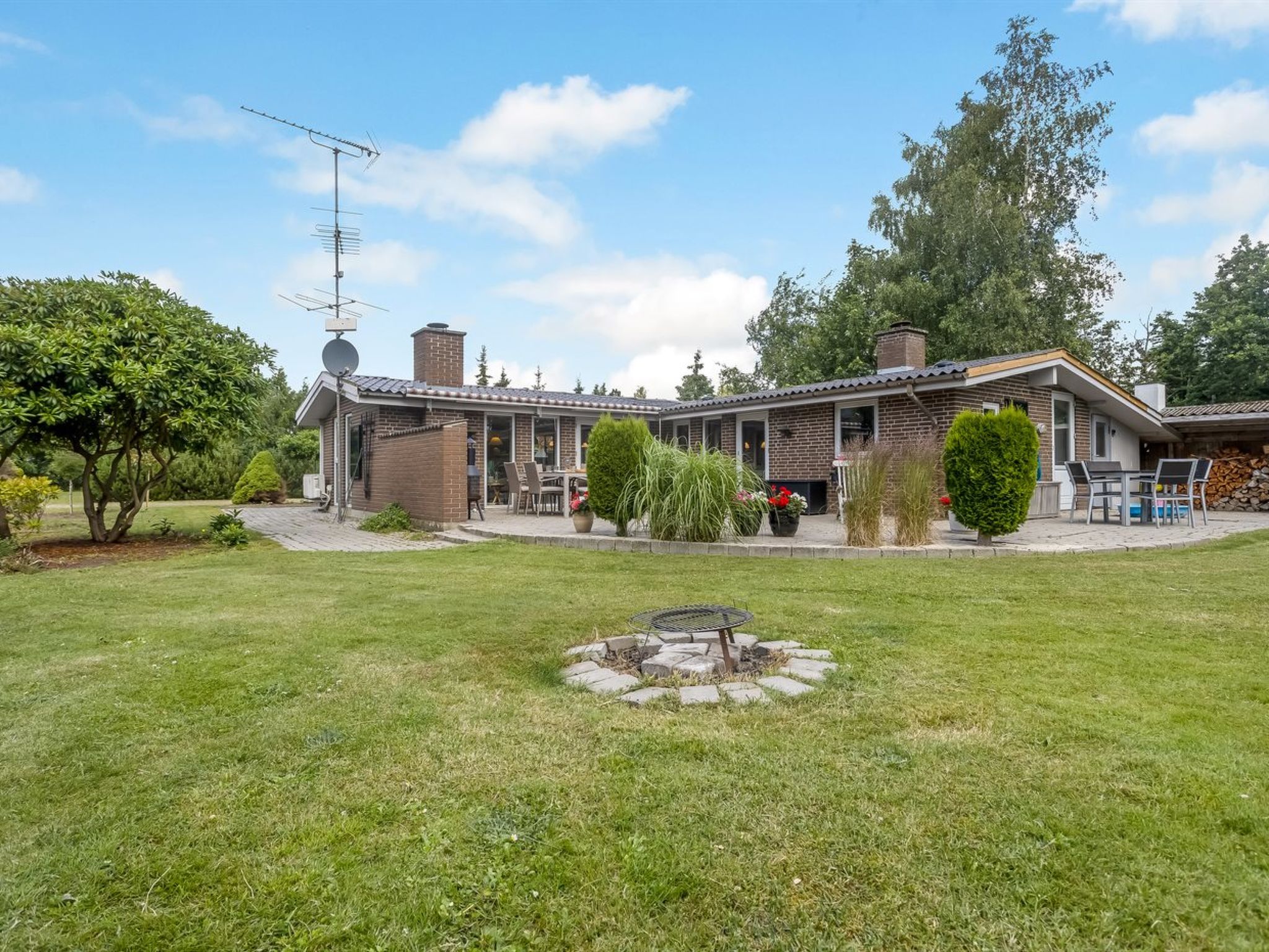 "Sessa" - 800m from the sea - Buiten