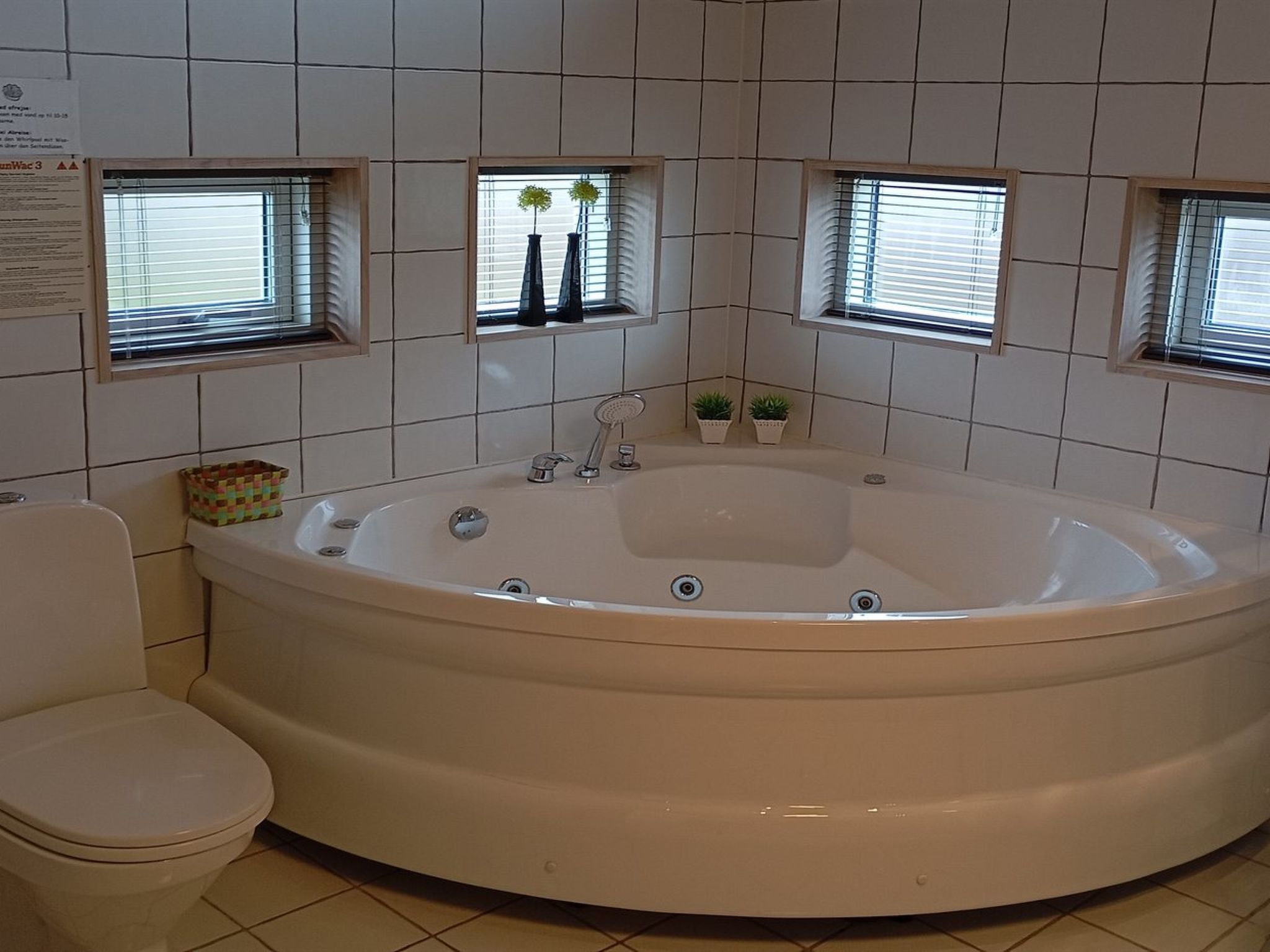 "Augusta" - 700m from the sea - Binnen