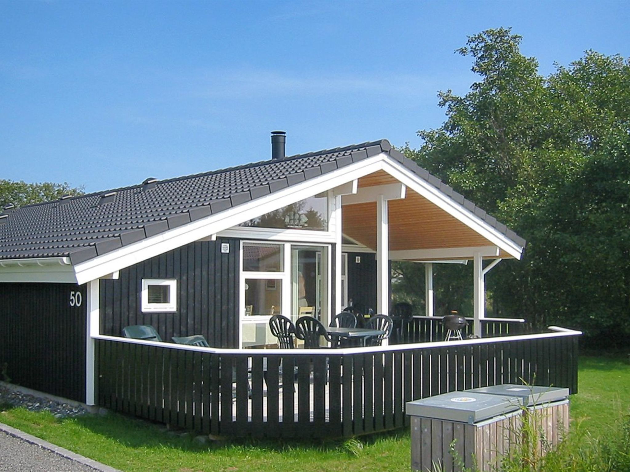 "Augusta" - 700m from the sea