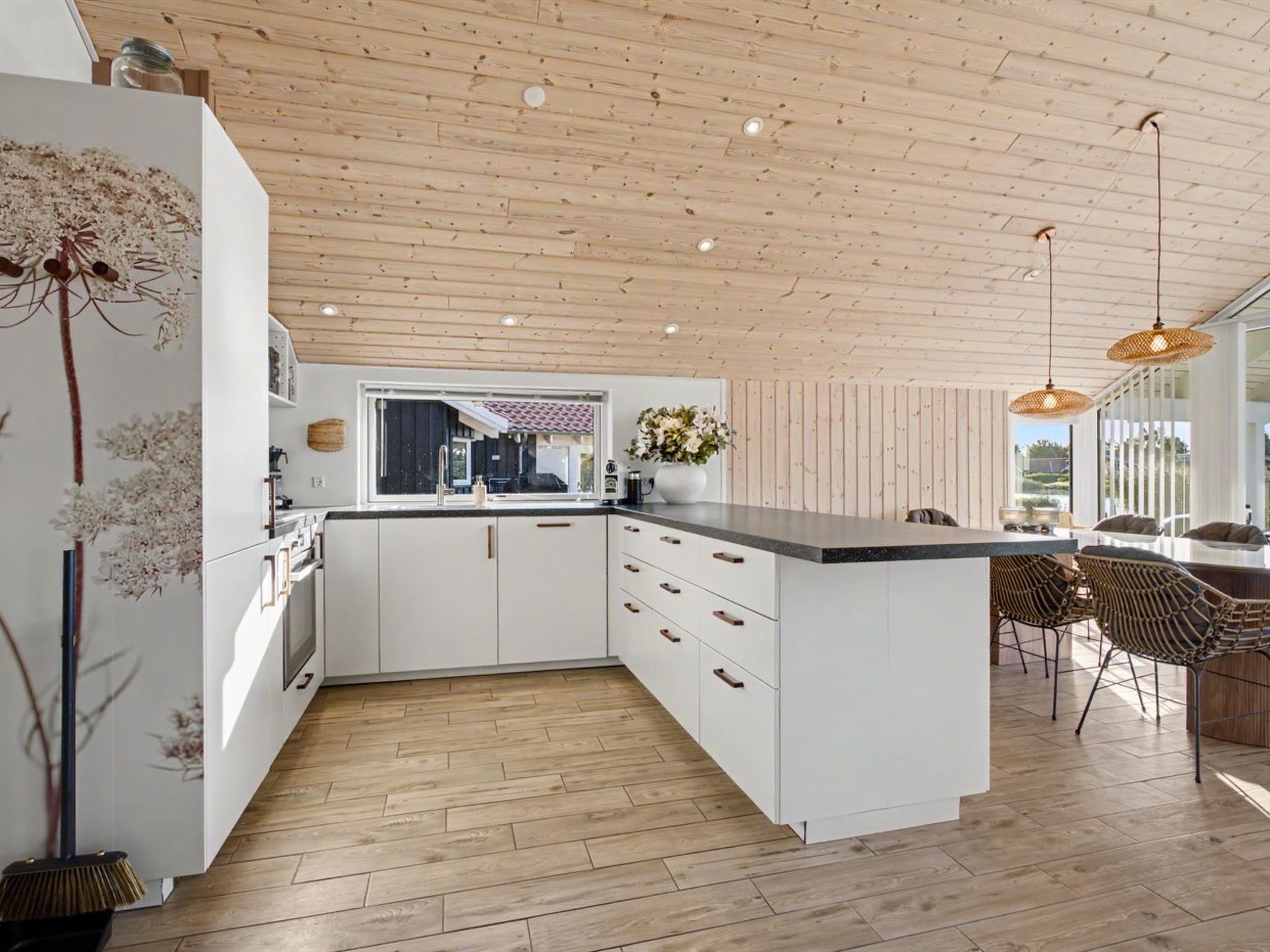 "Domi" - 1.2km from the sea - Binnen