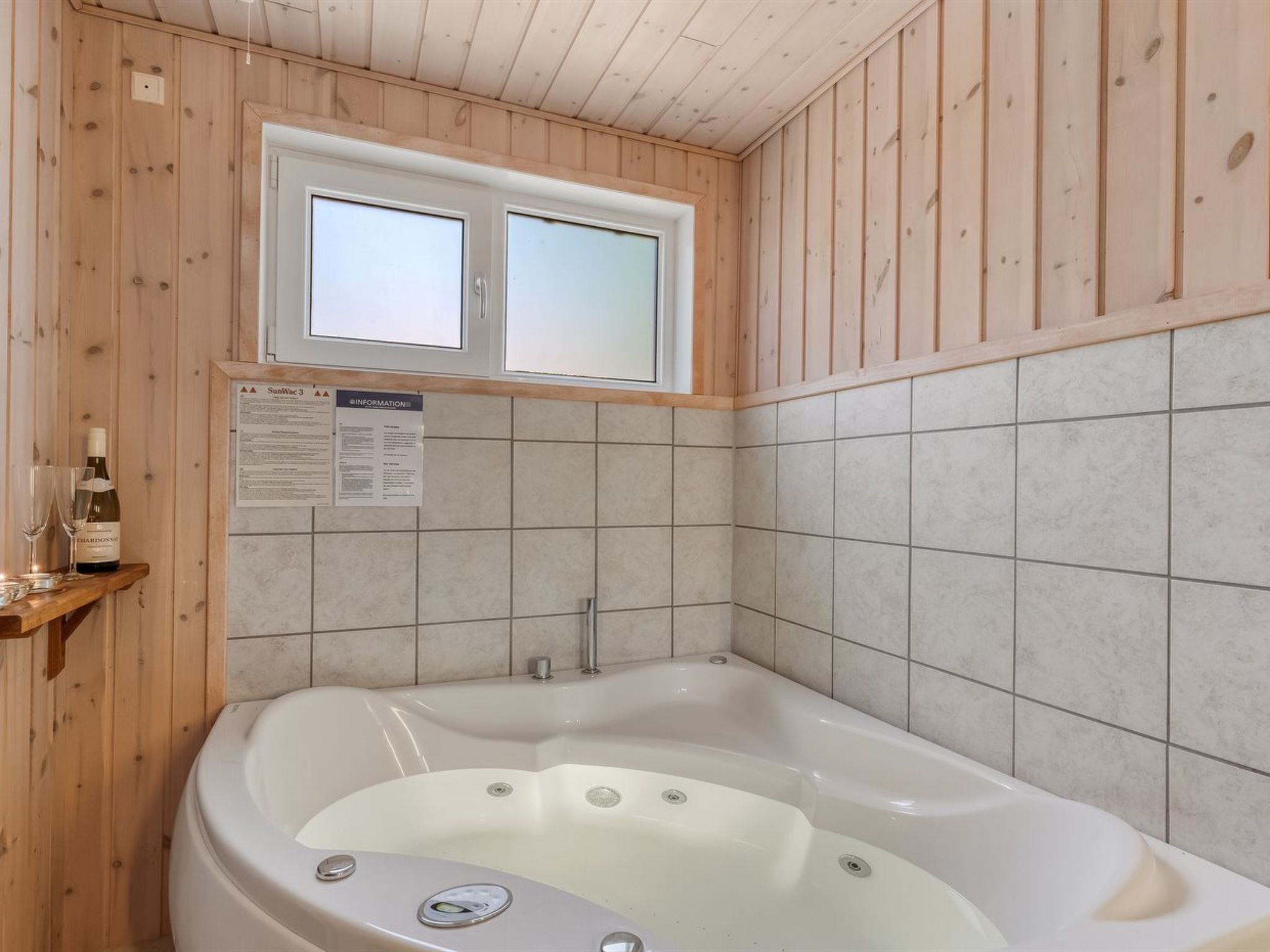 "Hertta" - 200m from the sea-Drinnen