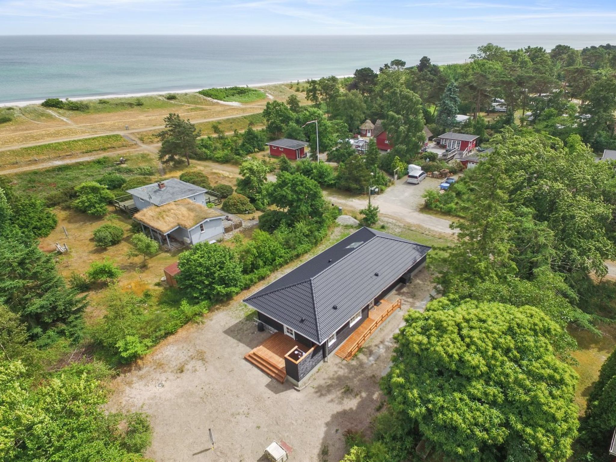"Auke" - 100m from the sea