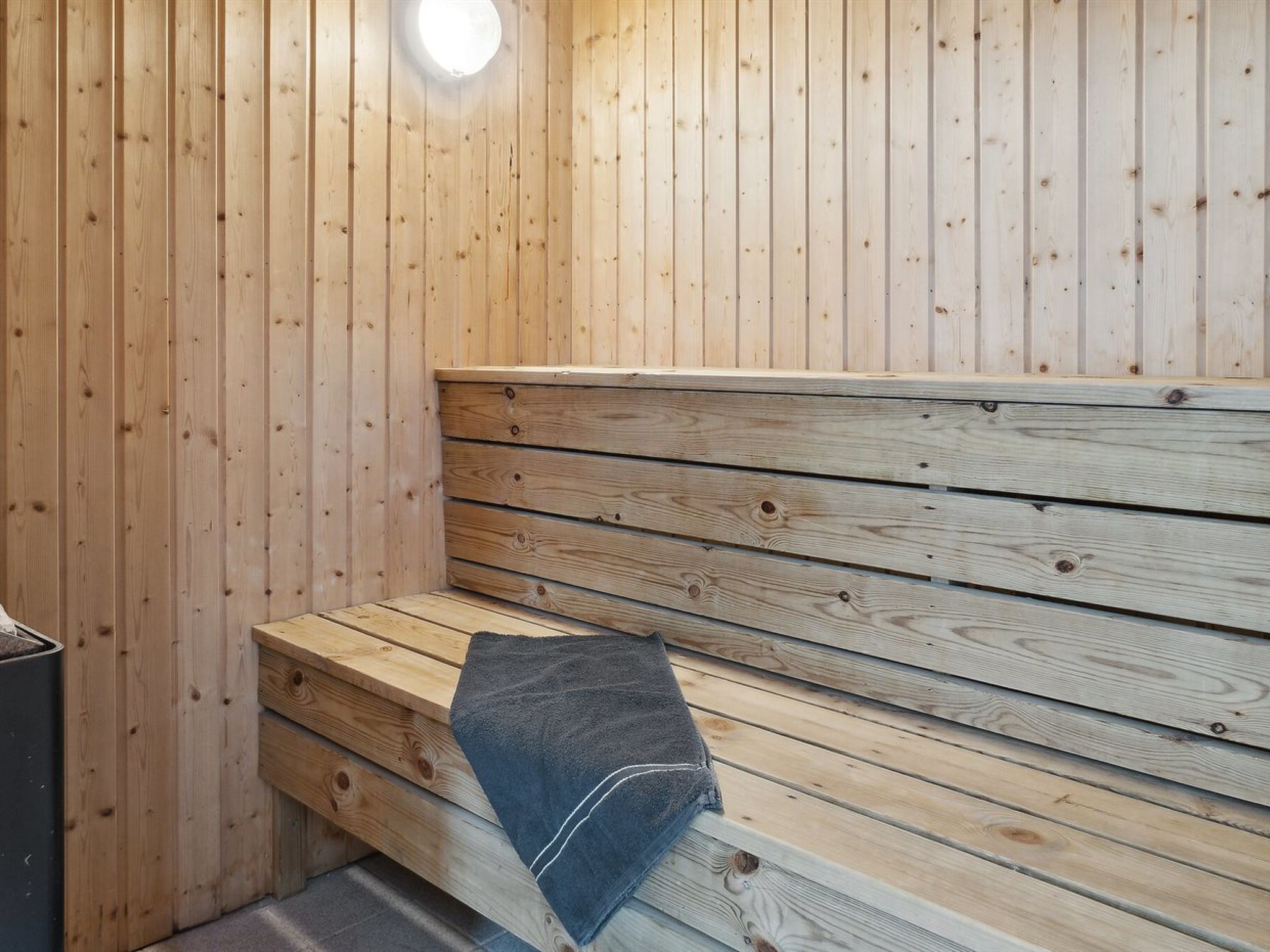 "Kalevi" - 900m from the sea - Binnen
