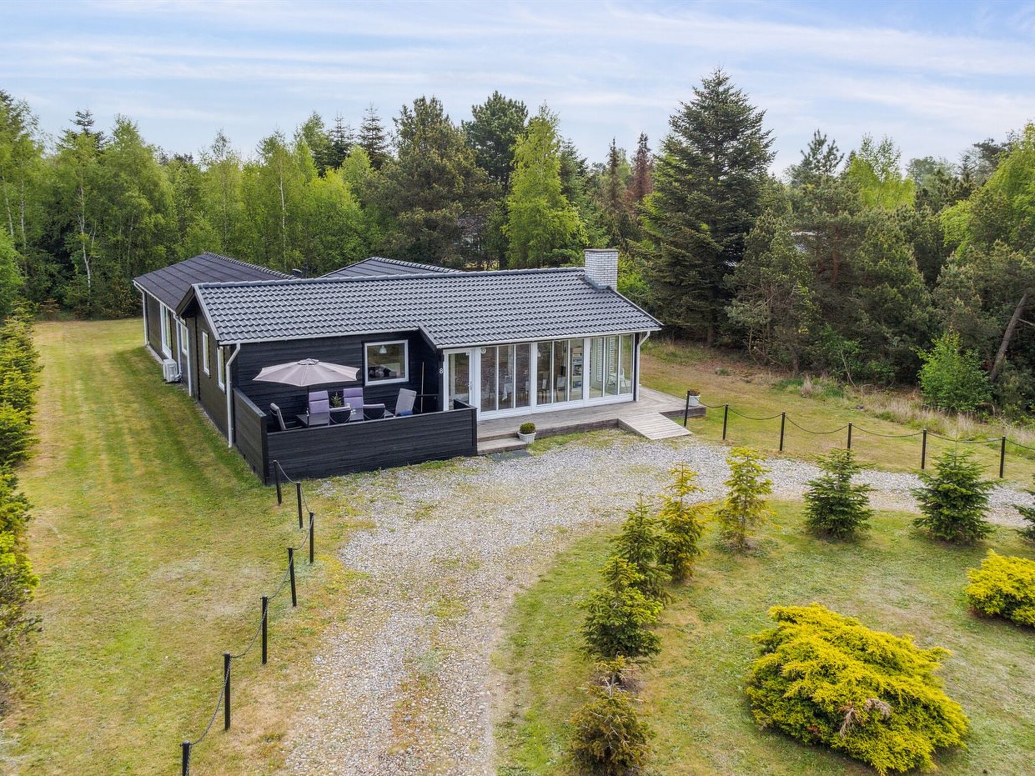 "Kalevi" - 900m from the sea - Buiten