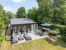 Licht vakantiehuis Edin op 400 meter van het Deense strand - thumbnail 1