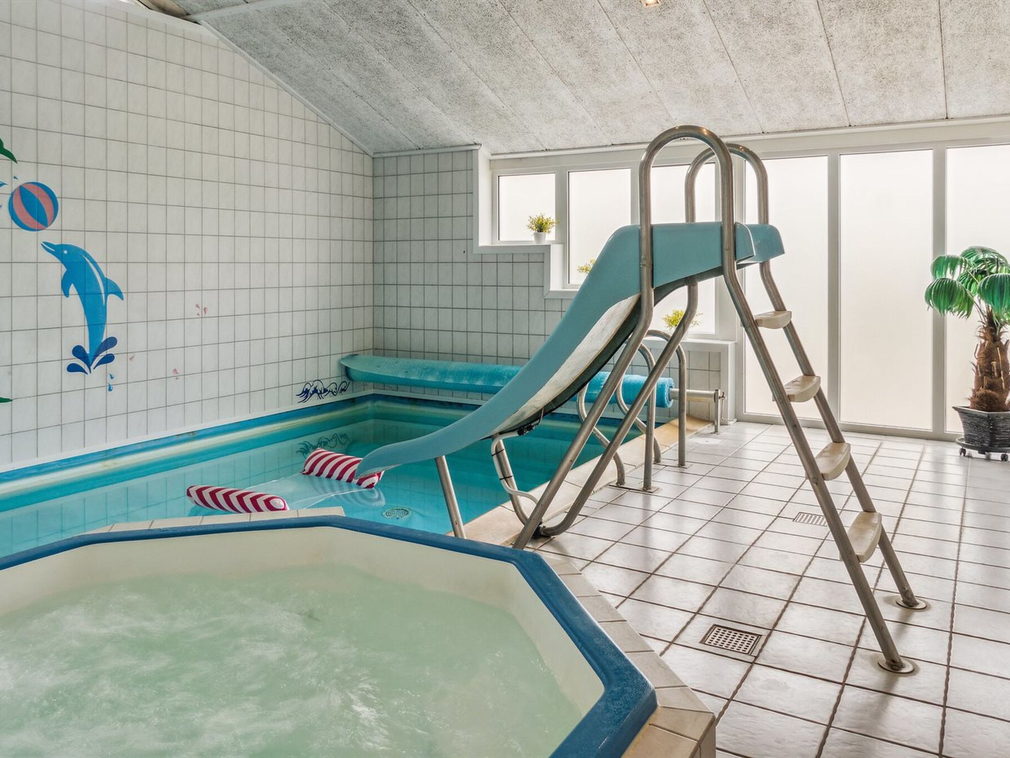 "Hallveig" - 1.1km from the sea — Pool Outdoor (3 of 26)