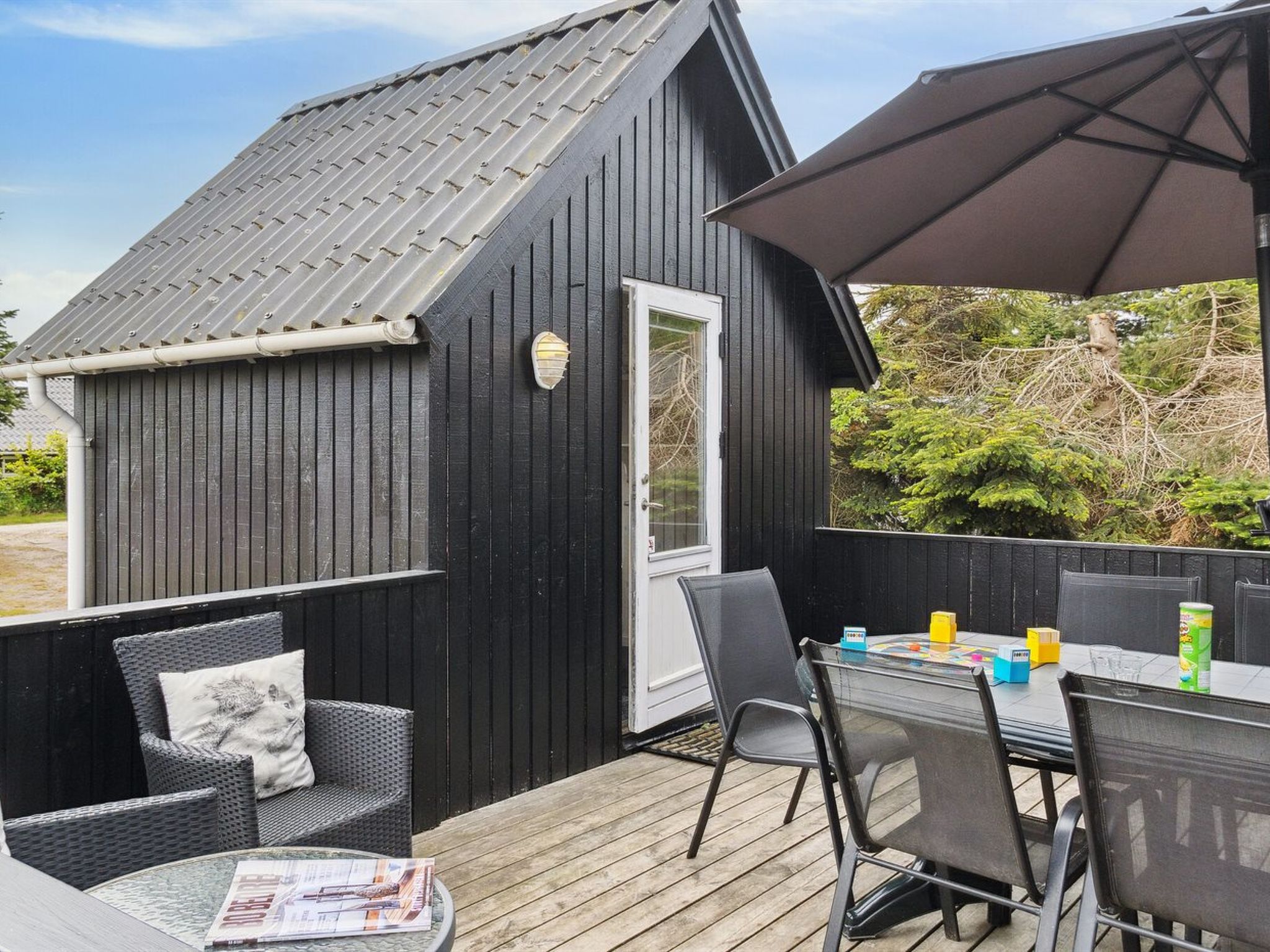 "Hallveig" - 1.1km from the sea - Binnen
