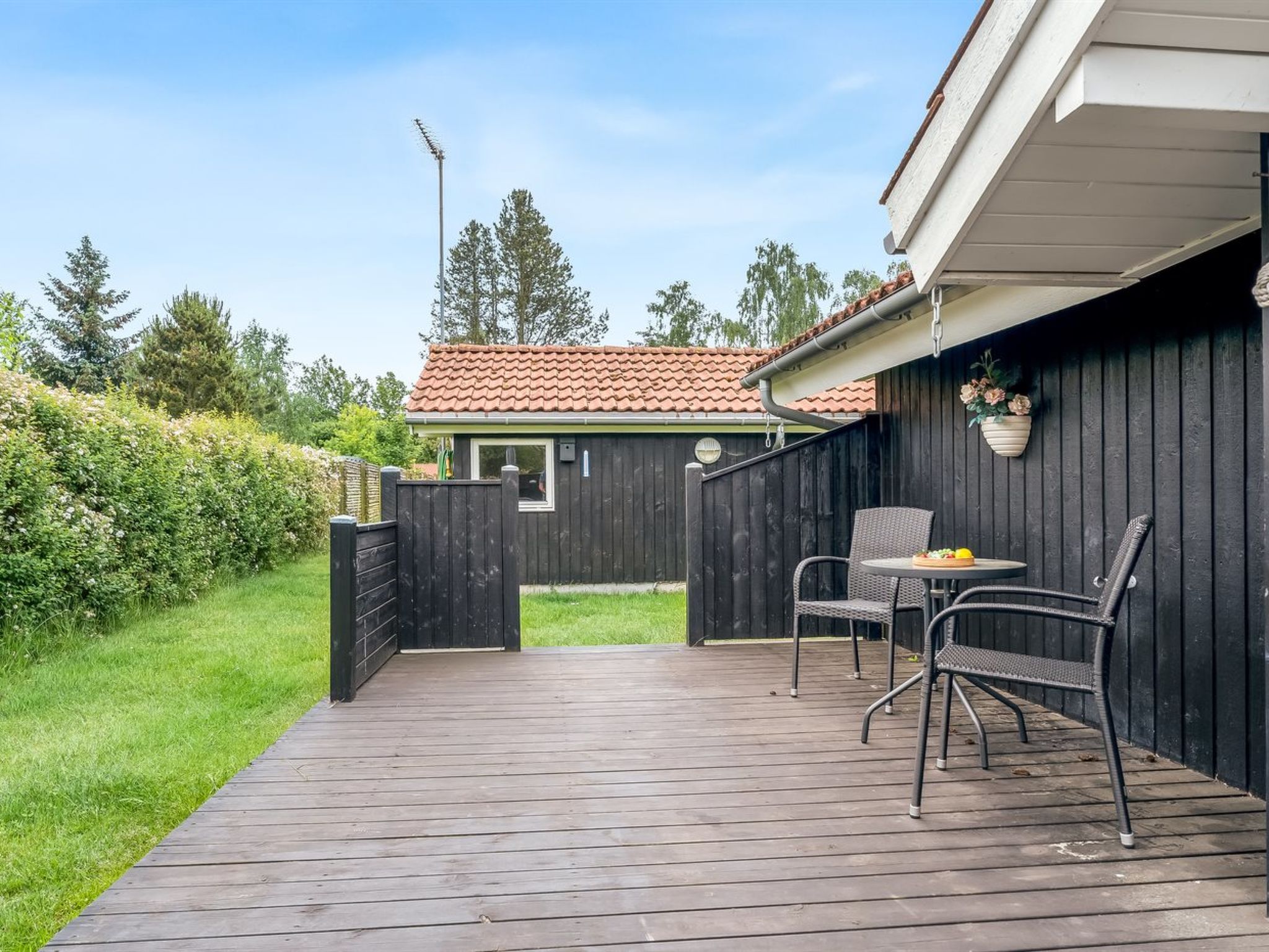 "Brynhild" - 400m from the sea - Outside
