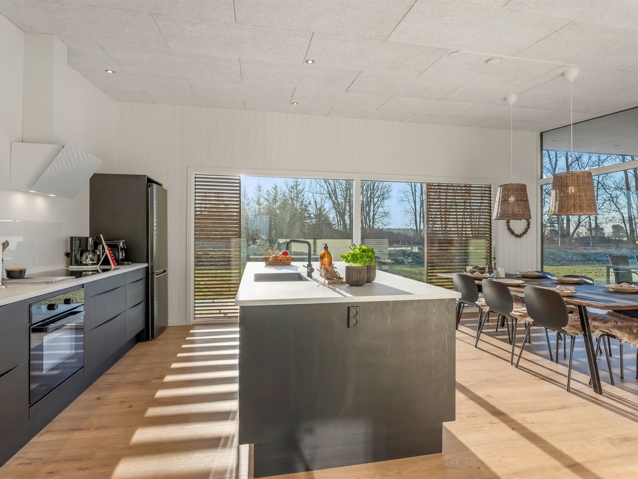 "Vanna" - 1.2km from the sea - Binnen