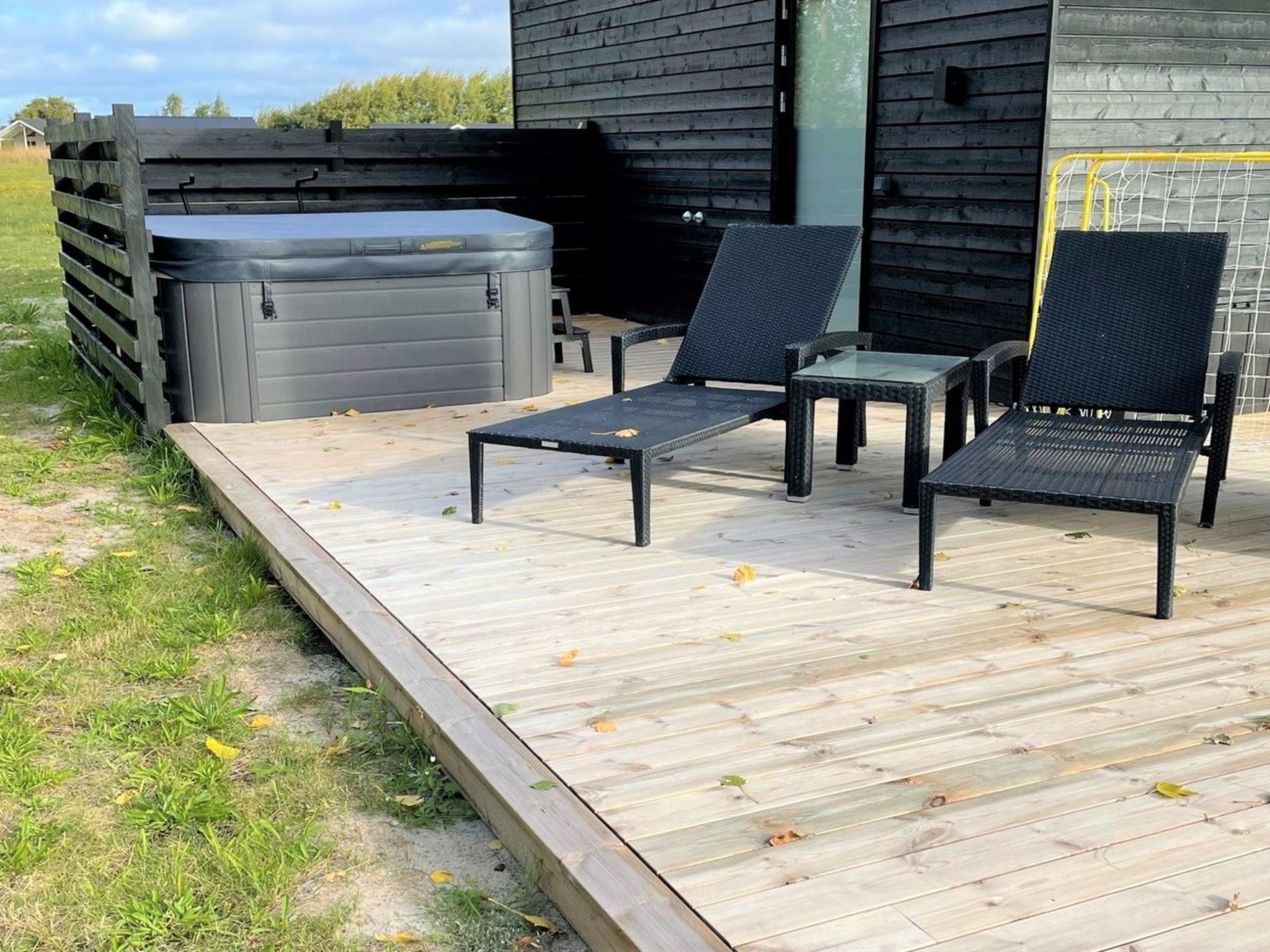 "Vanna" - 1.2km from the sea-Outside