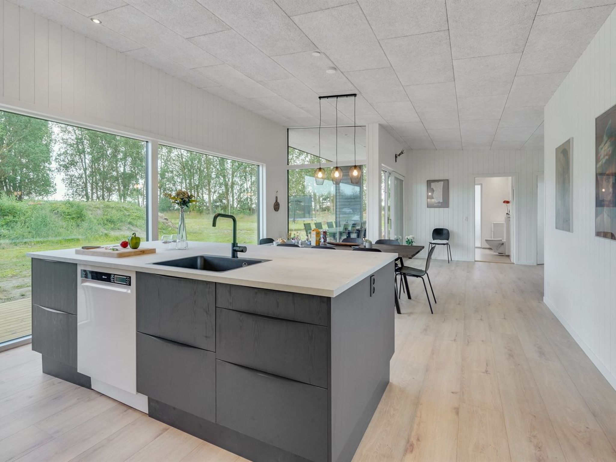 "Vanna" - 1.2km from the sea-Inside