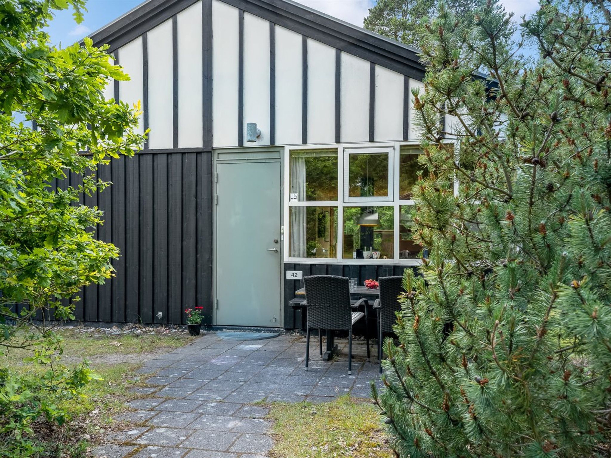 "Nalin" - 350m from the sea-Outside