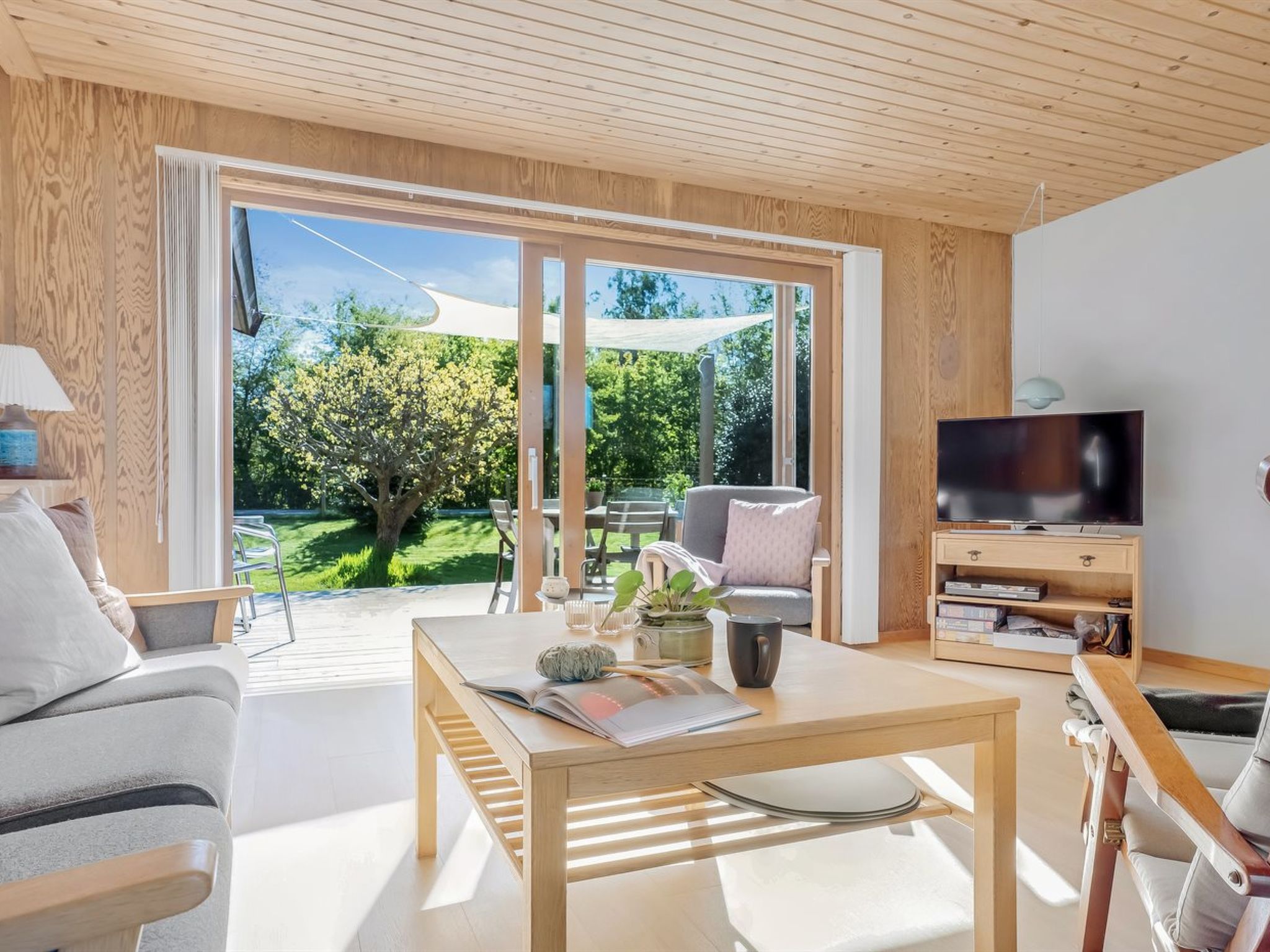 "Alvia" - 200m from the sea - Drinnen