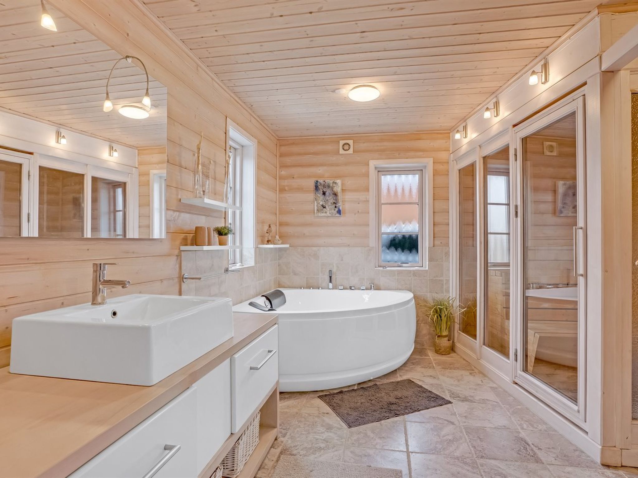 "Zişan" - 1.1km from the sea - Binnen
