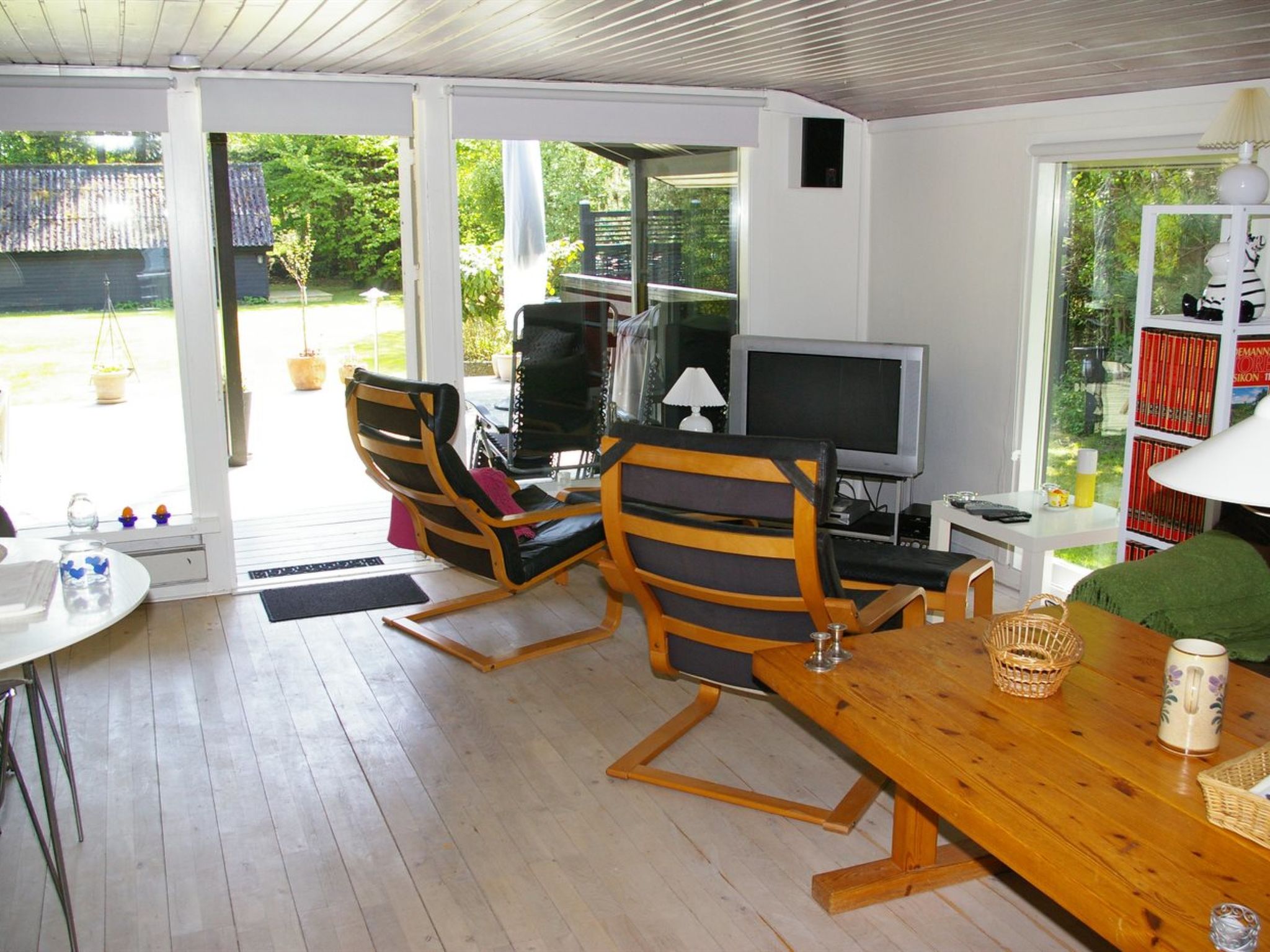 "Gyri" - 800m from the sea — Living Room (5 of 13)