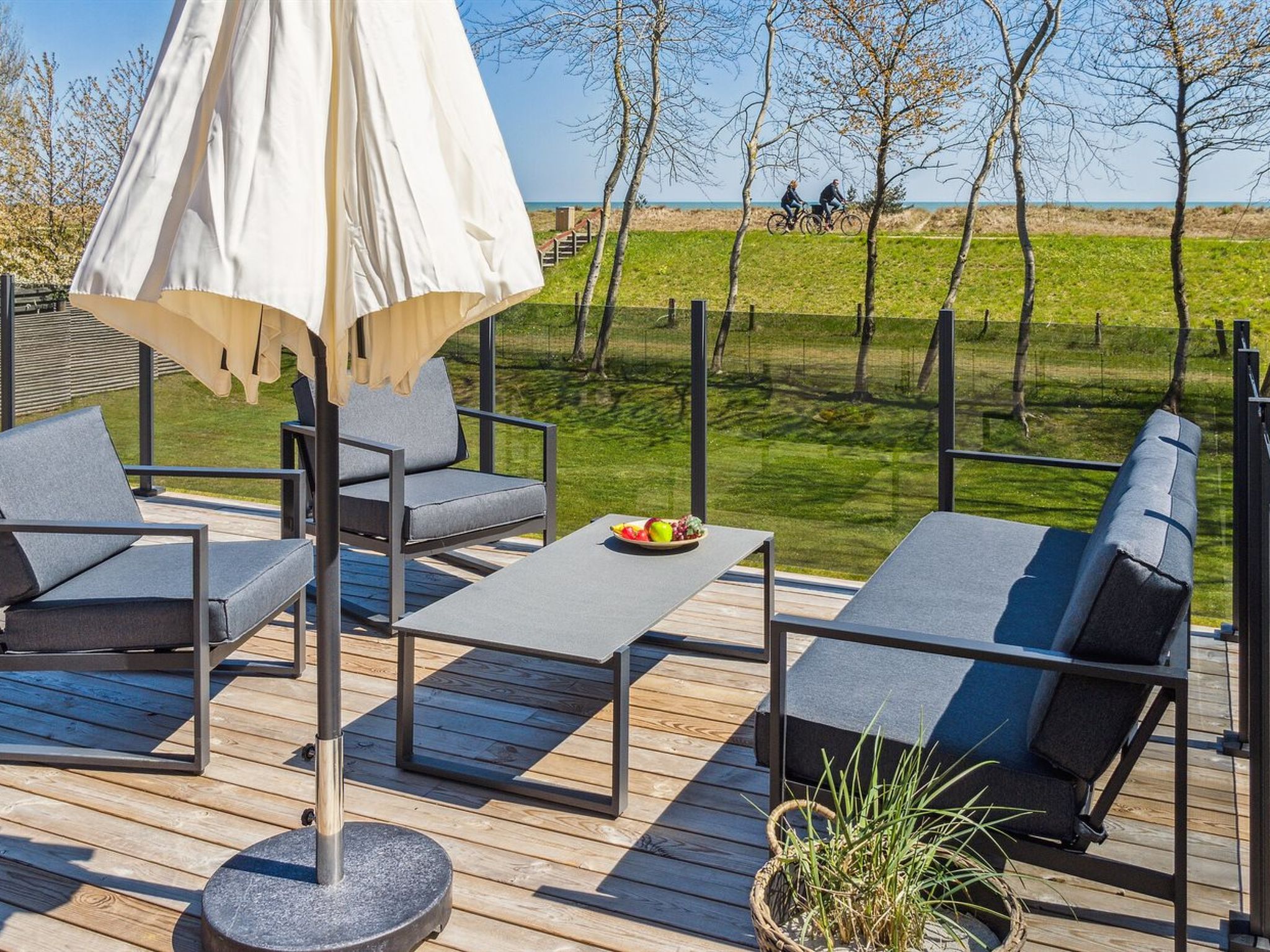"Engli" - 90m from the sea