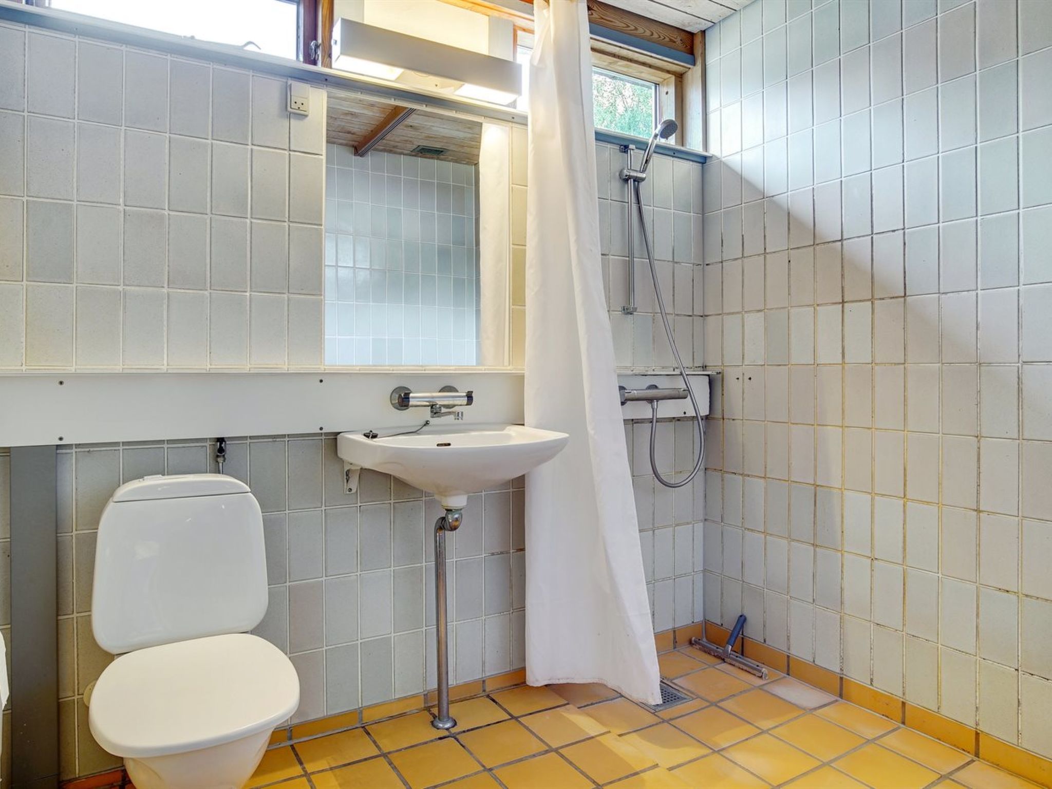 "Bennek" - 200m from the sea - Drinnen