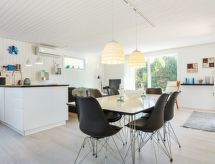 "Touko" - 850m from the sea