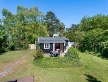 Vrijstaande woning met sauna op 100 meter van het strand in Væggerløse - thumbnail 4