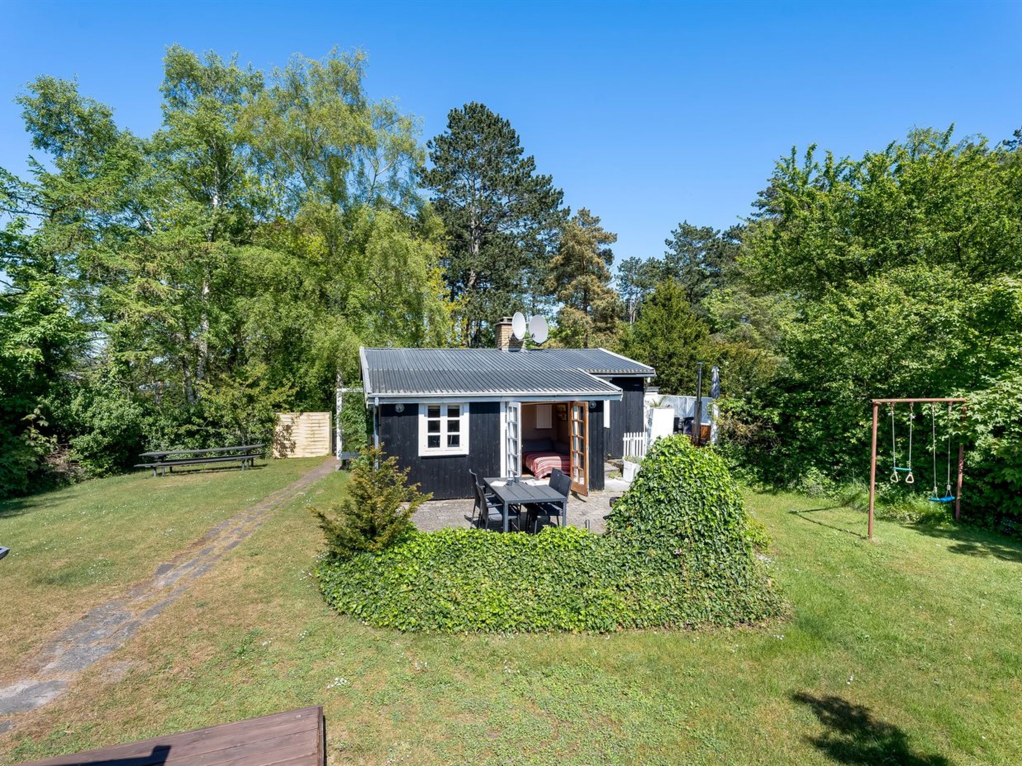 "Carly" - 100m from the sea - Buiten