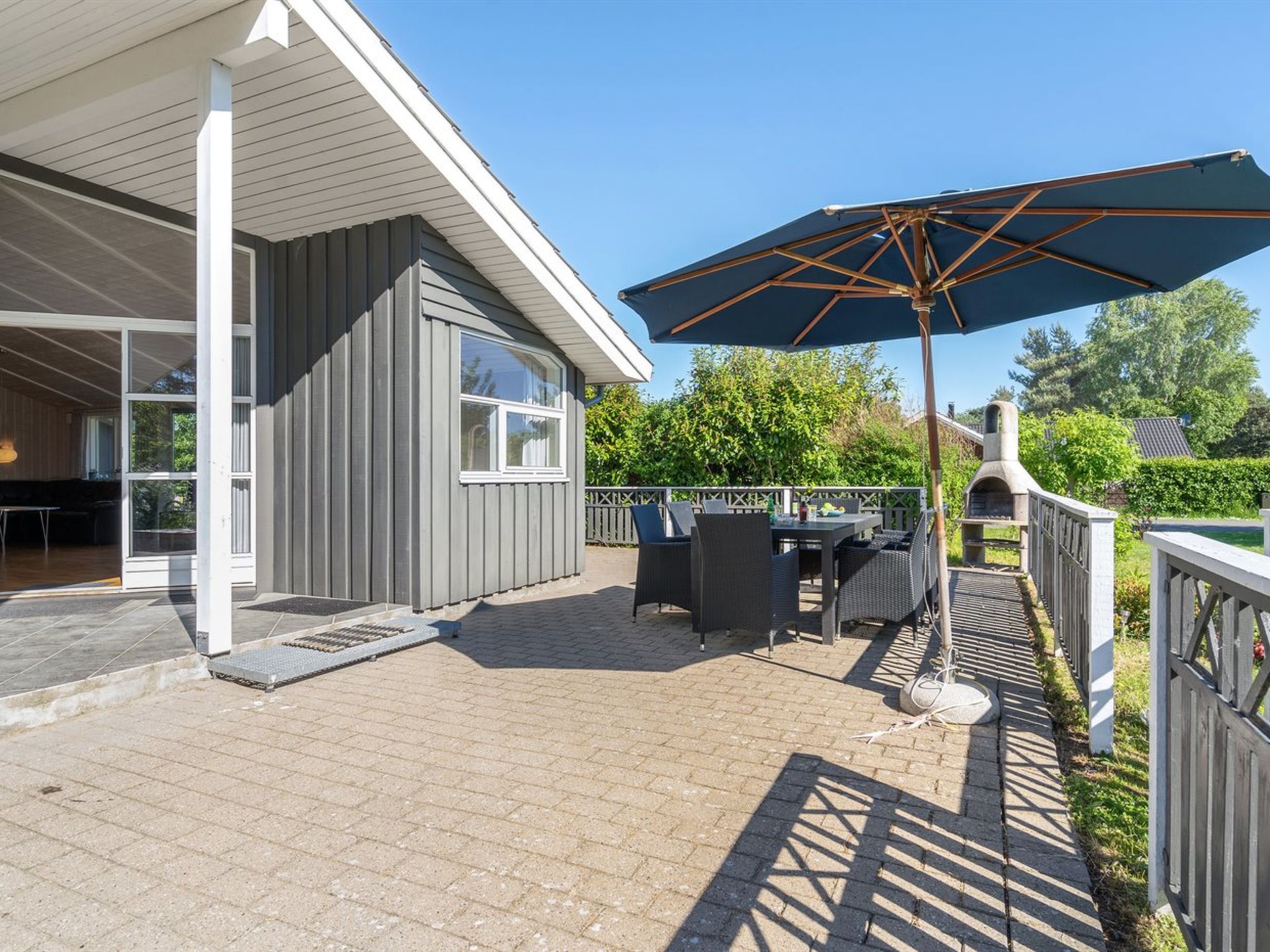 "Karoliina" - 900m from the sea - Buiten