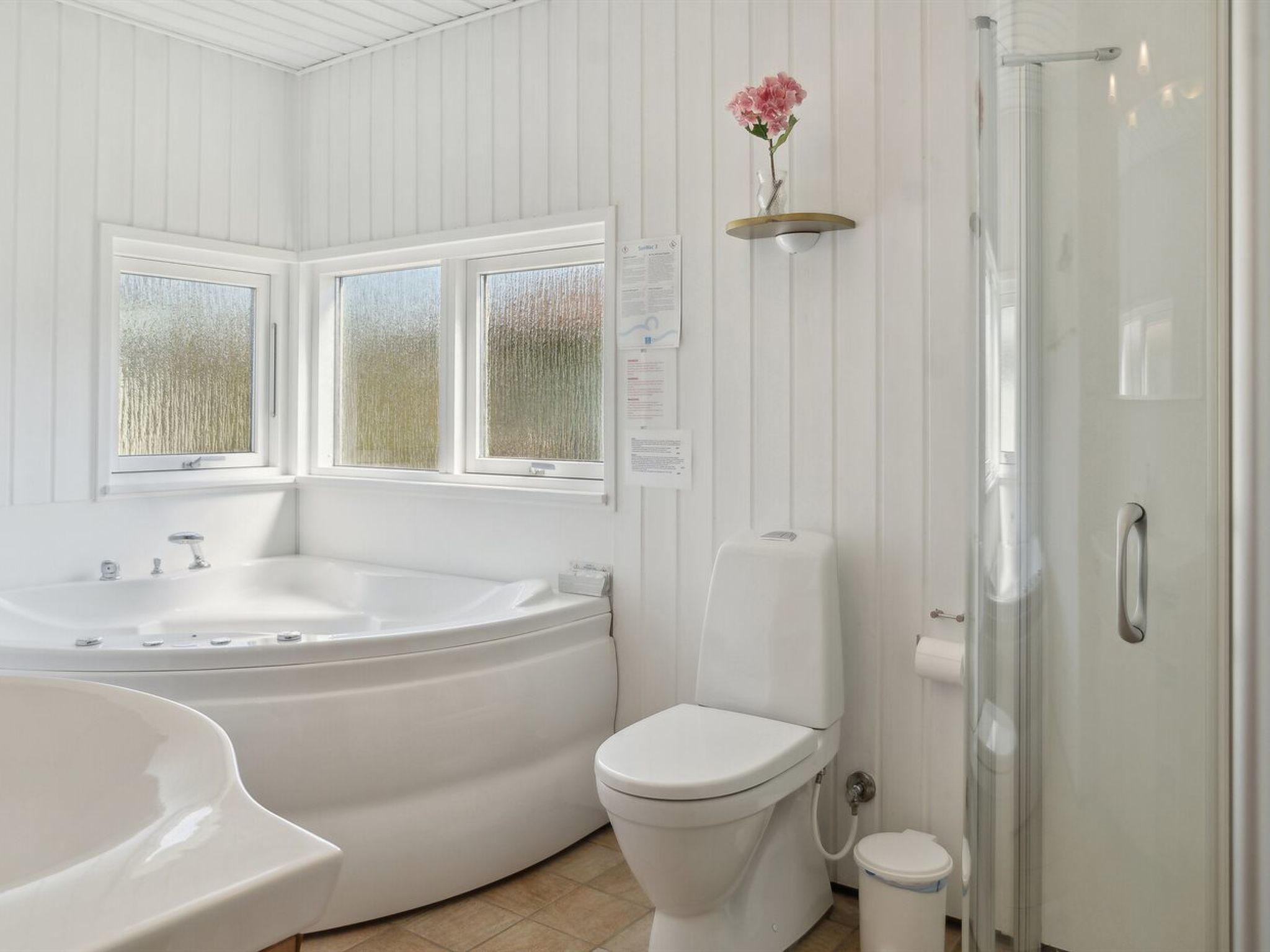 "Fenja" - 1.2km from the sea - Drinnen