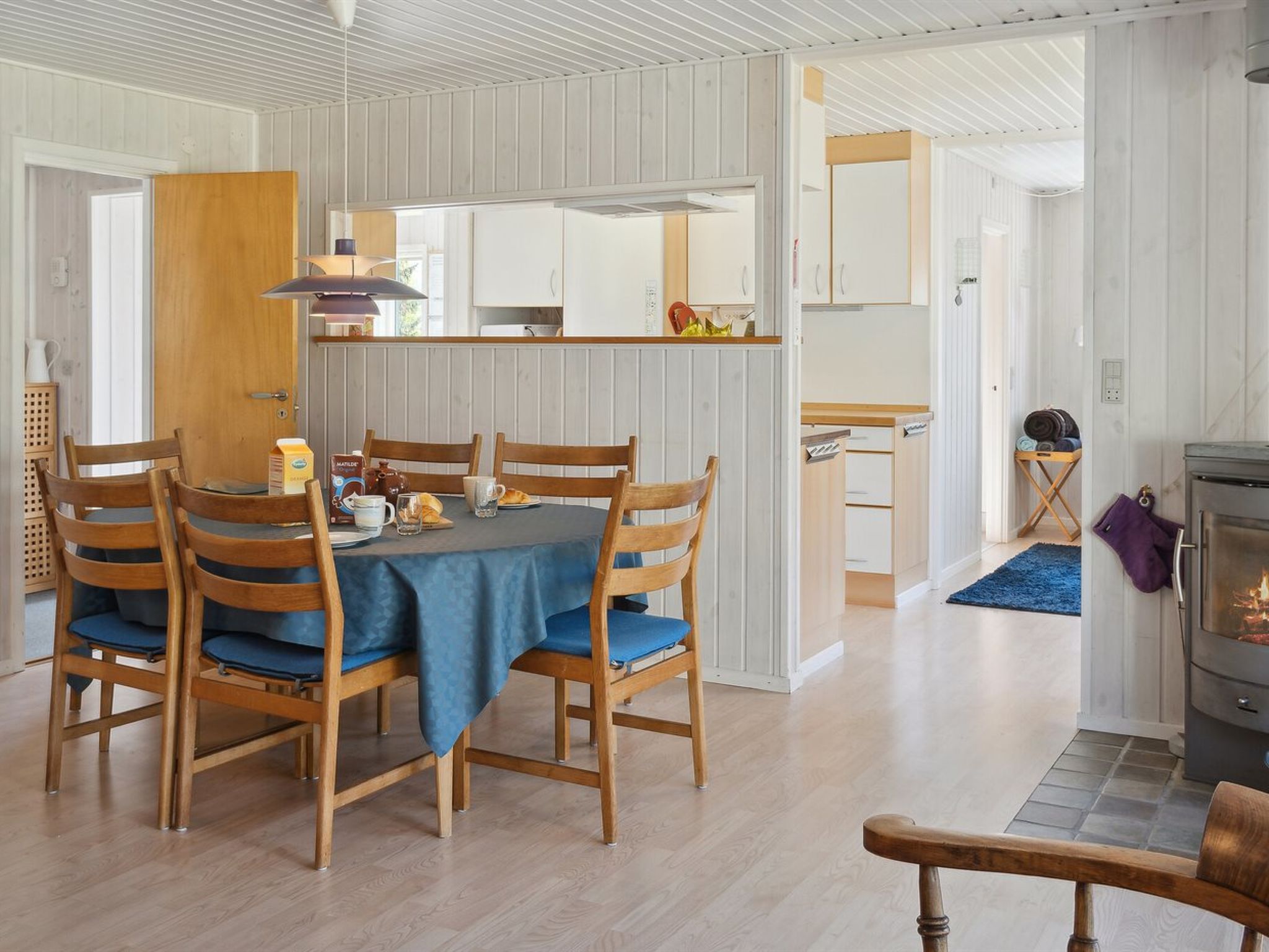 "Fenja" - 1.2km from the sea - Drinnen