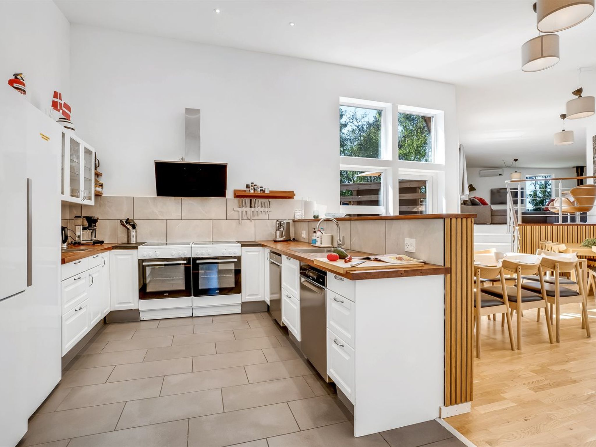 "Bjarka" - 700m from the sea - Drinnen