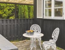 "Brunhilde" - 850m from the sea