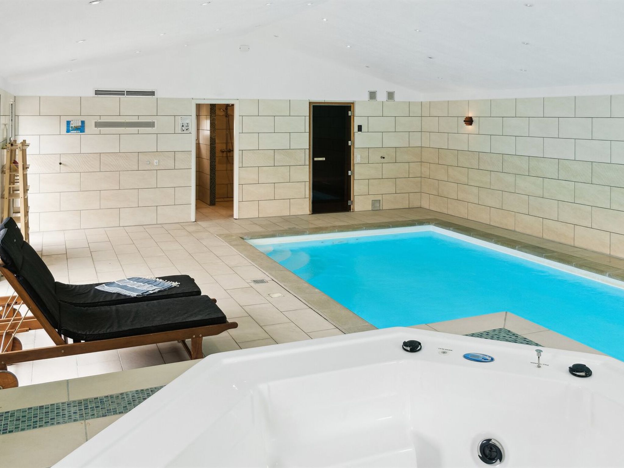 "Ronia" - 900m from the sea — Pool Outdoor (3 of 51)