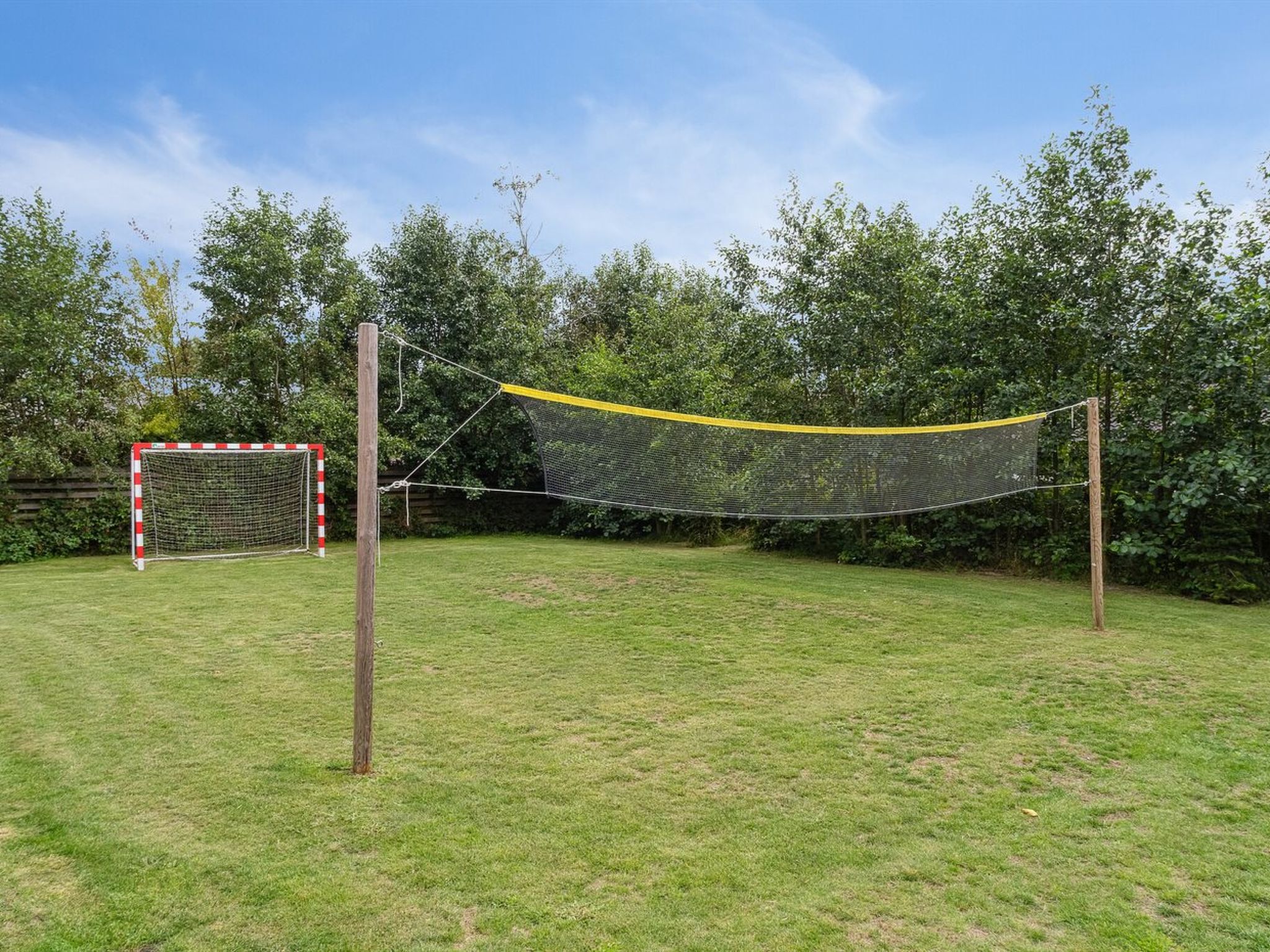 "Ronia" - 900m from the sea - Buiten