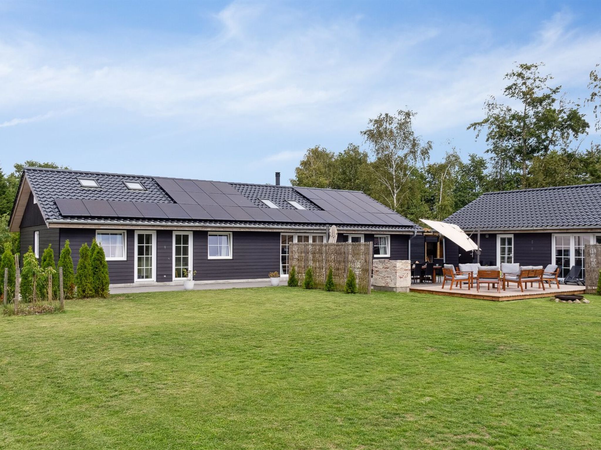 "Ronia" - 900m from the sea - Buiten