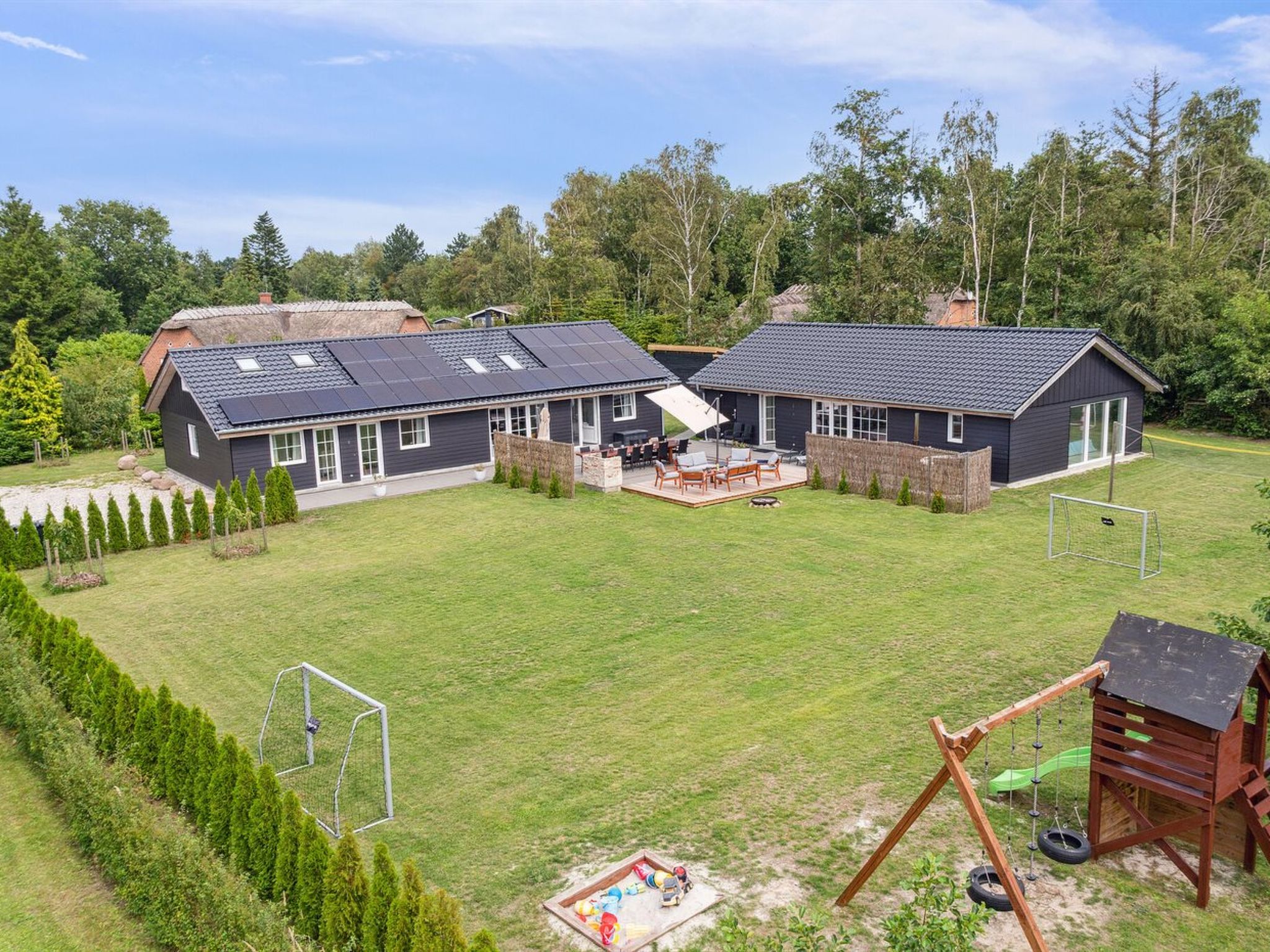 "Ronia" - 900m from the sea