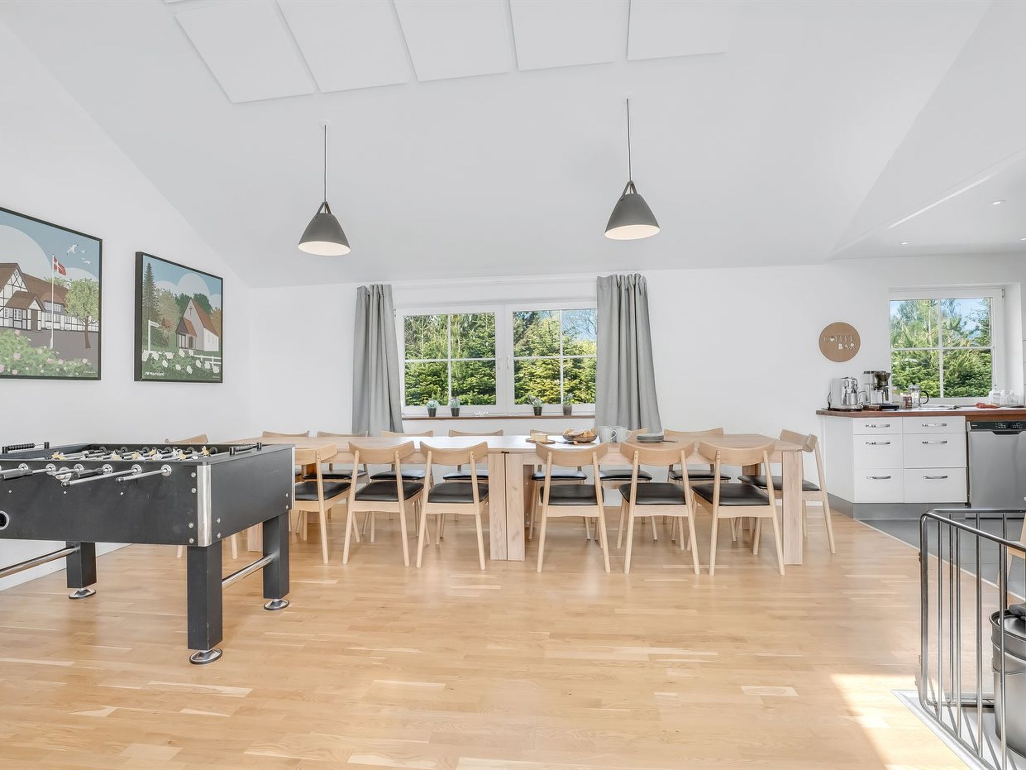 "Ronia" - 900m from the sea - Binnen