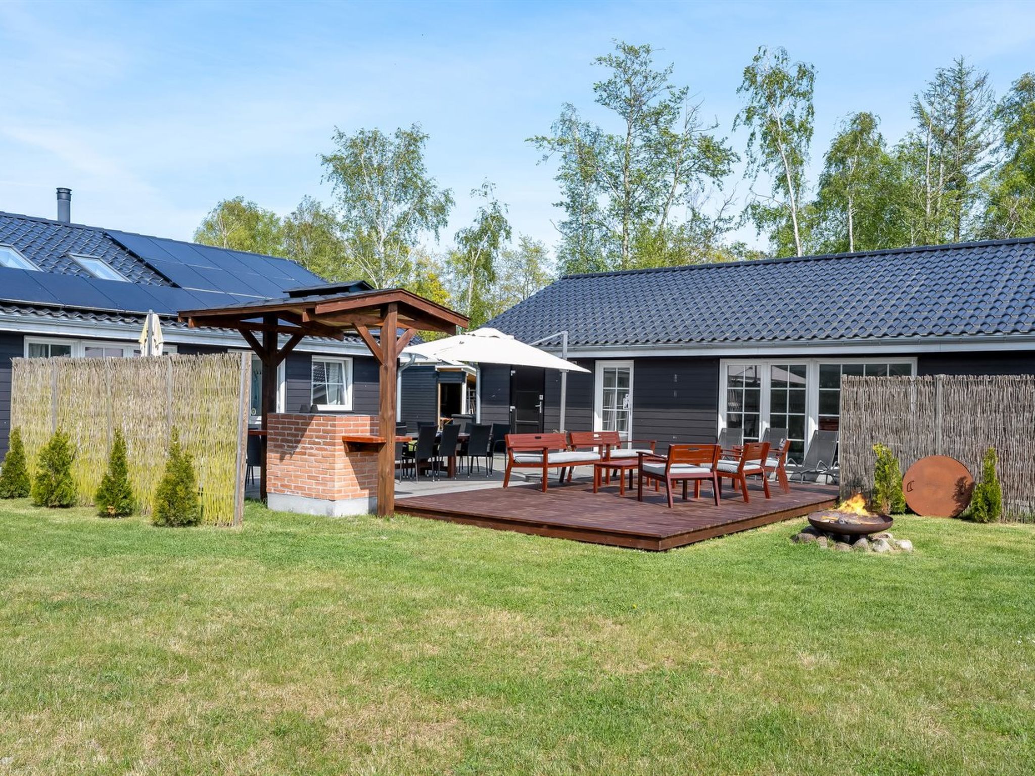 "Ronia" - 900m from the sea - Buiten