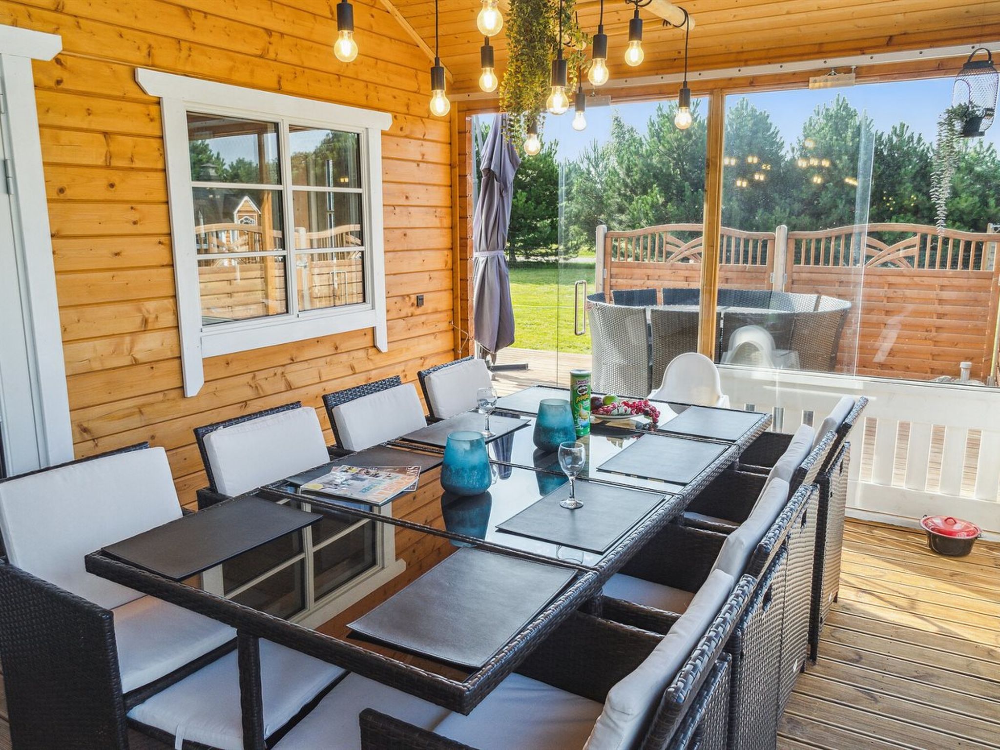 "Vicktoria" - 1.5km from the sea-Binnen