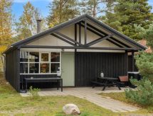 "Gudrund" - 250m from the sea